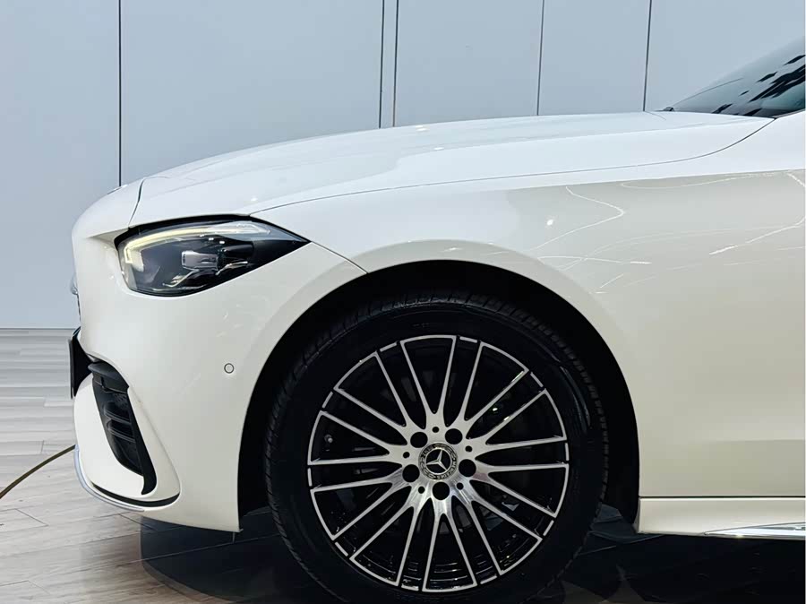 Mercedes-Benz C Class 2022 car image #26