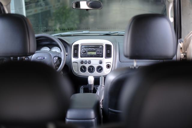 Ford Escape (Imported) 2007 #26 Ford Escape (Imported) 2007 car image #26