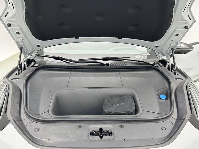 极氪 极氪001 FR 2023 汽车图片 #26