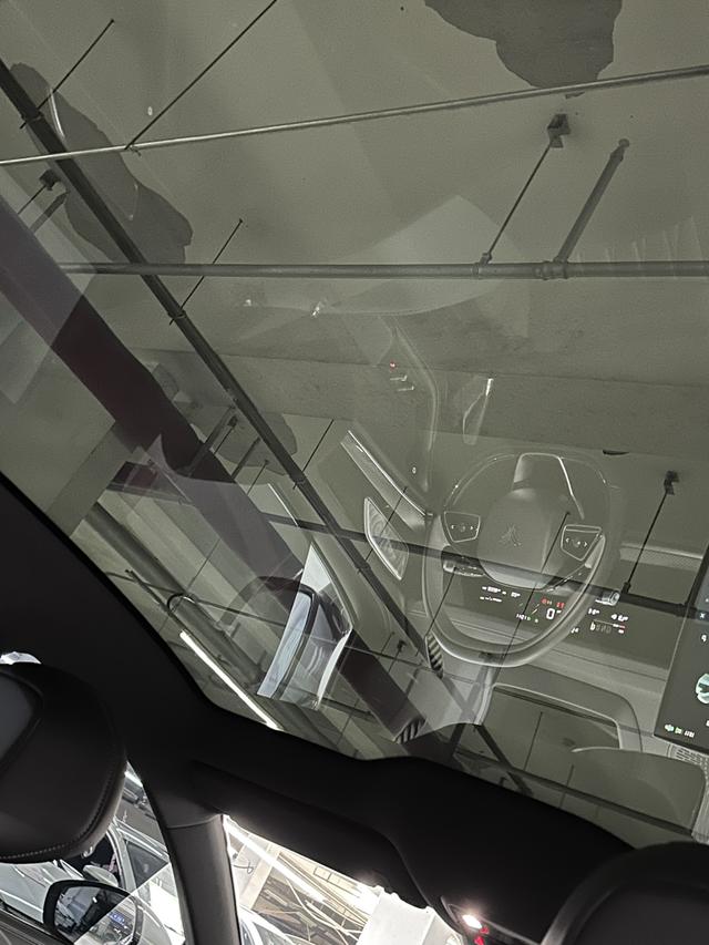 哪吒汽车 哪吒S猎装 2024 #26 哪吒汽车 哪吒S猎装 2024 汽车图片 #26