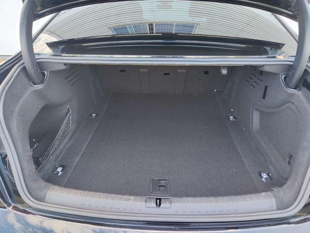 Audi A6L e-tron 2020 imagen de coche #26