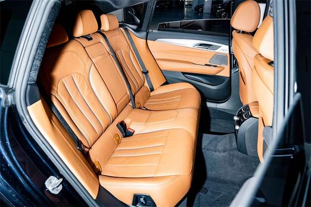 BMW 6 Series GT 2020 car image #26