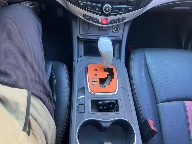 BYD S7 2015 car image #26