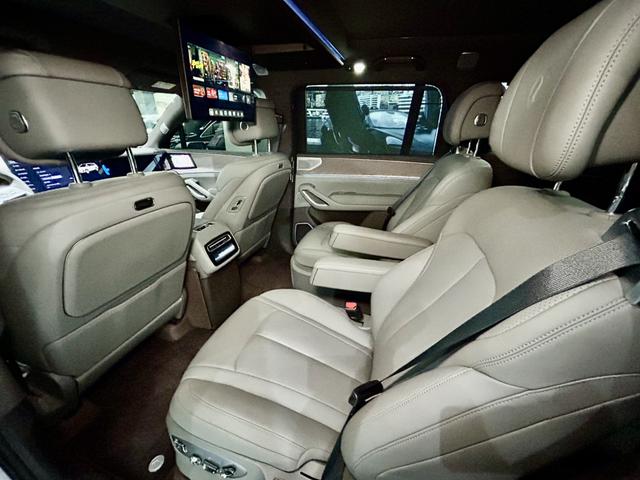 Denza N9 2025 car image #26