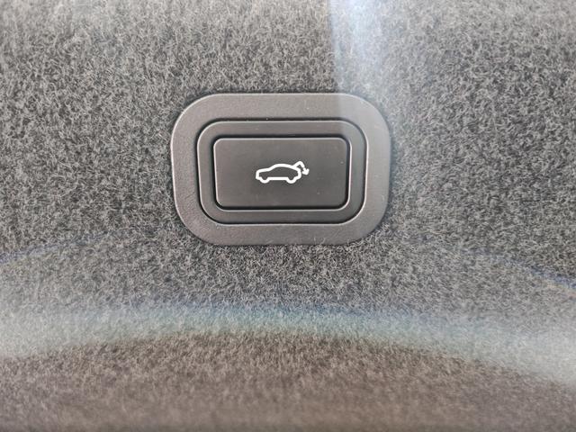 极氪 极氪007 2023 汽车图片 #26