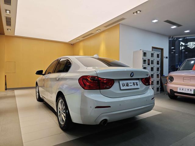 BMW 1 Series 2018 car image #26