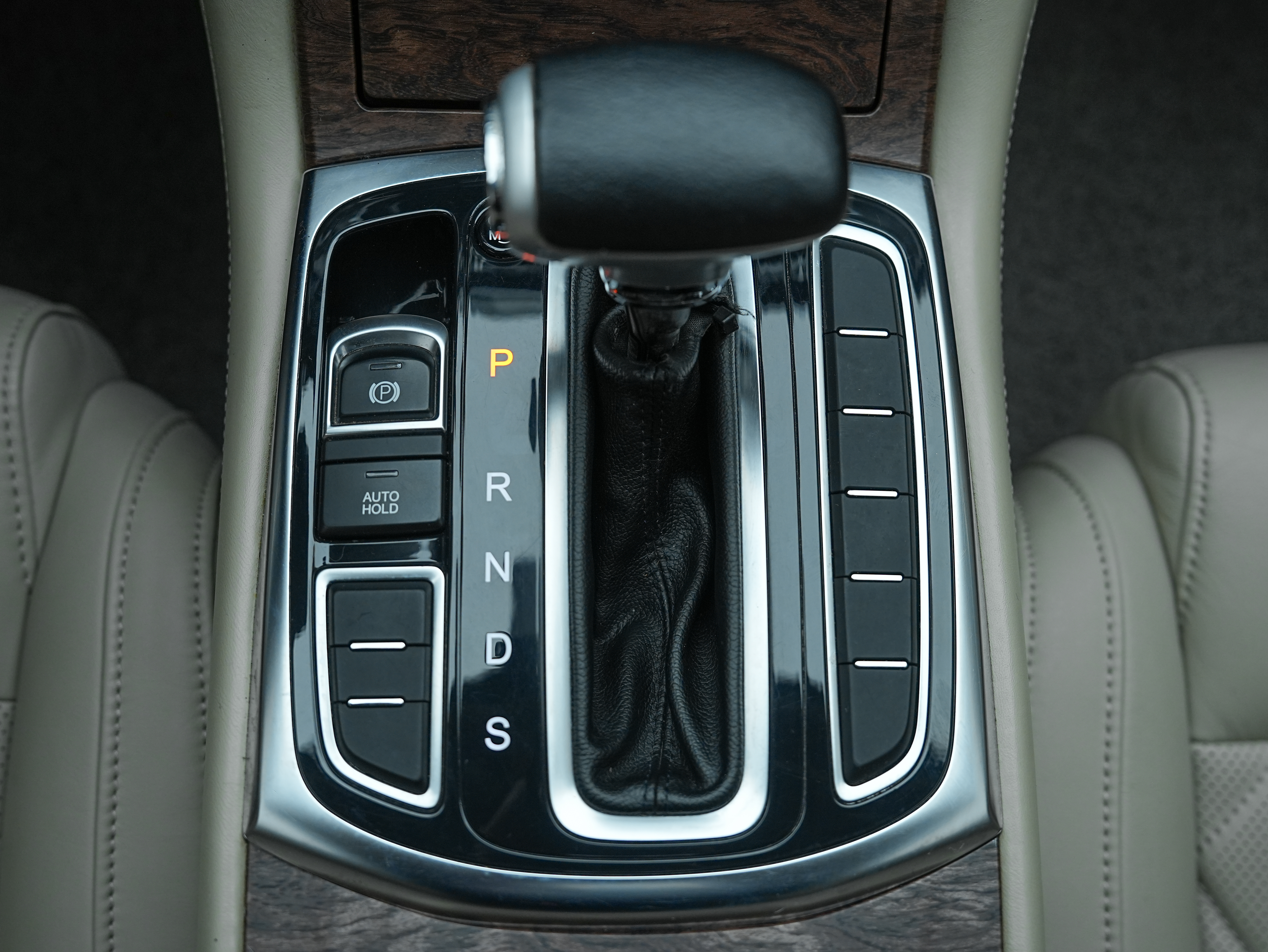 GAC Trumpchi GA8 2017 car image #26