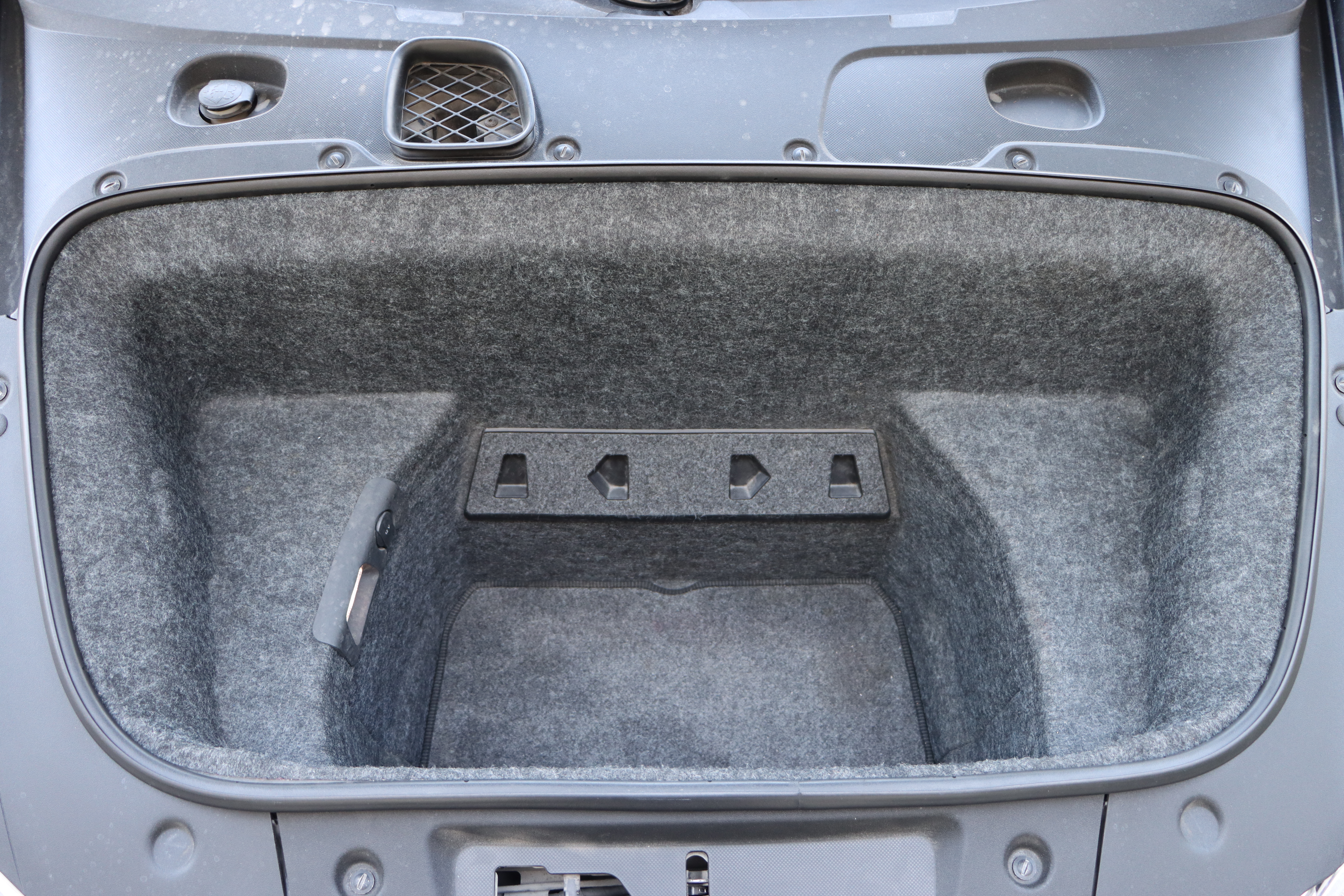 Audi R8 2016 car image #26