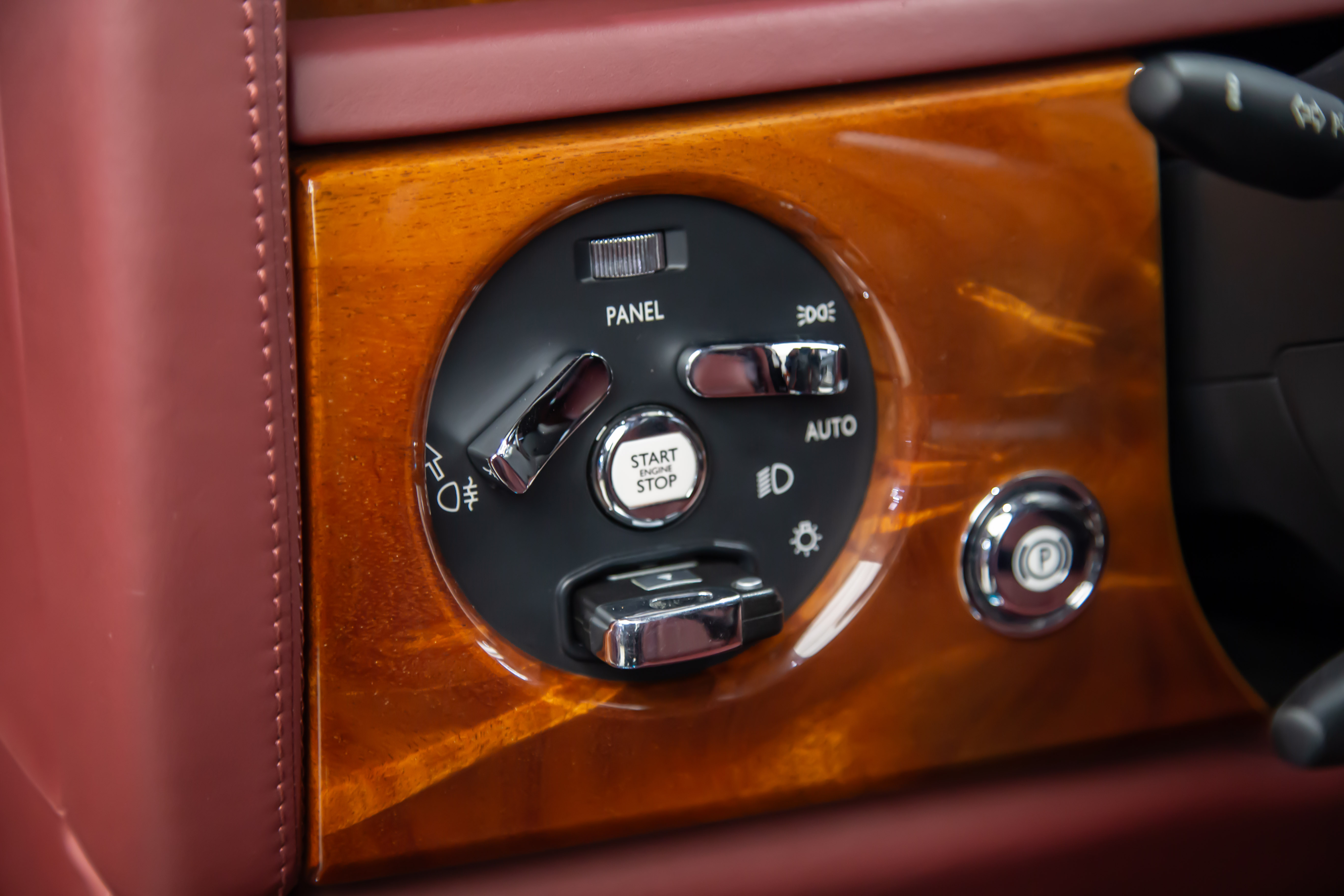 劳斯莱斯 幻影 2014 汽车图片 #26