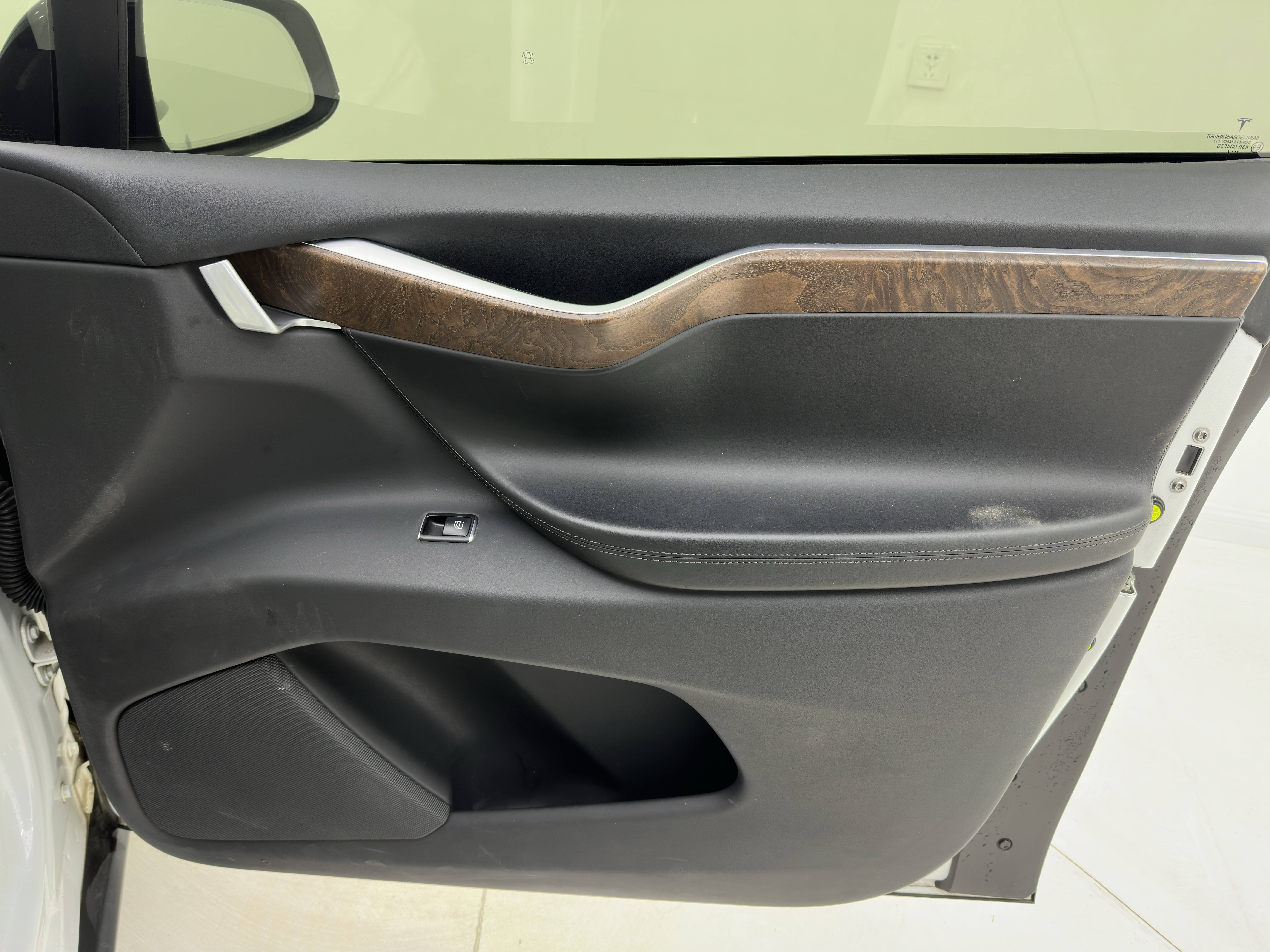 特斯拉 Model X 2017 汽车图片 #26