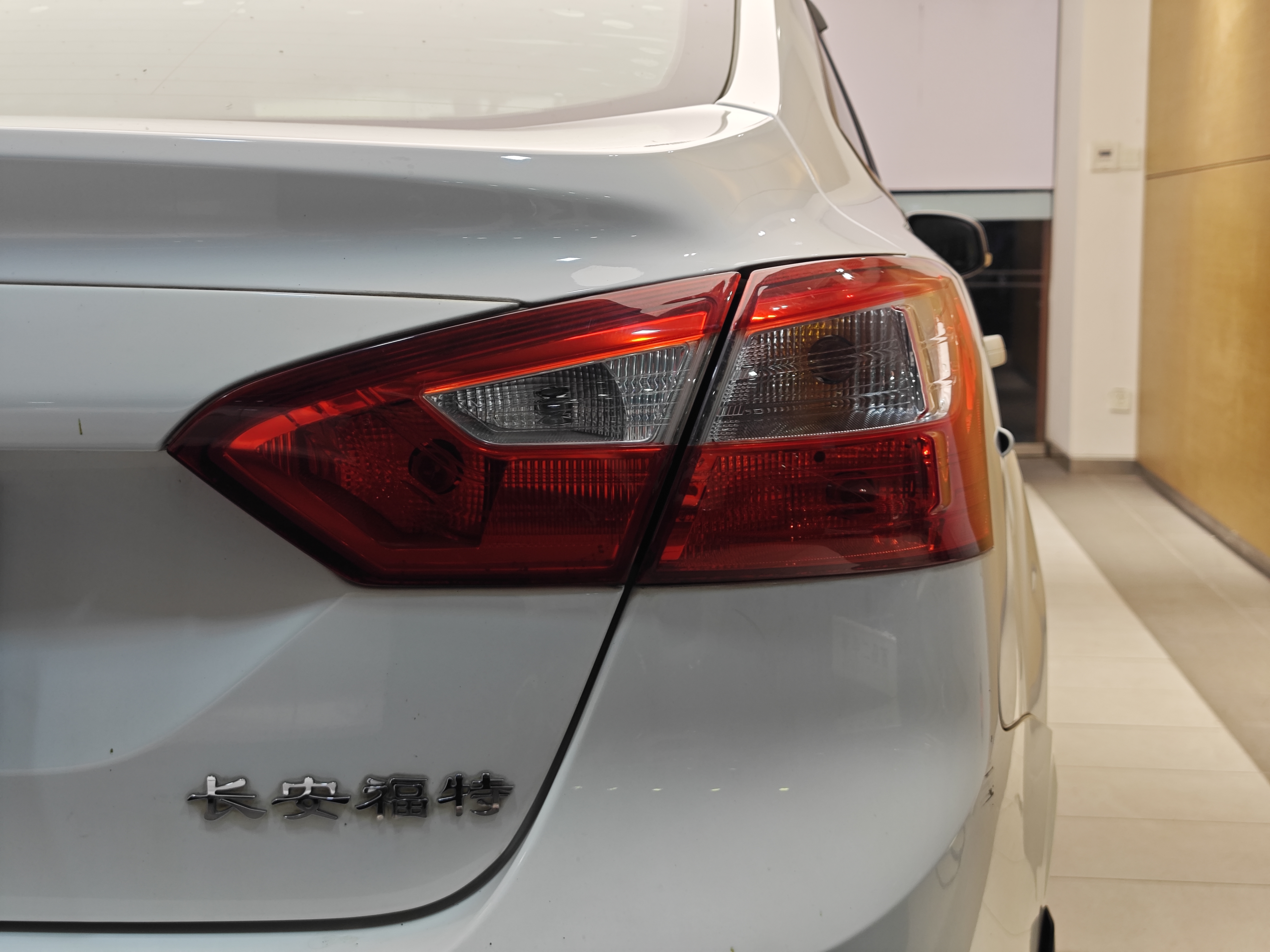 Ford Focus 2014 immagine di auto #26