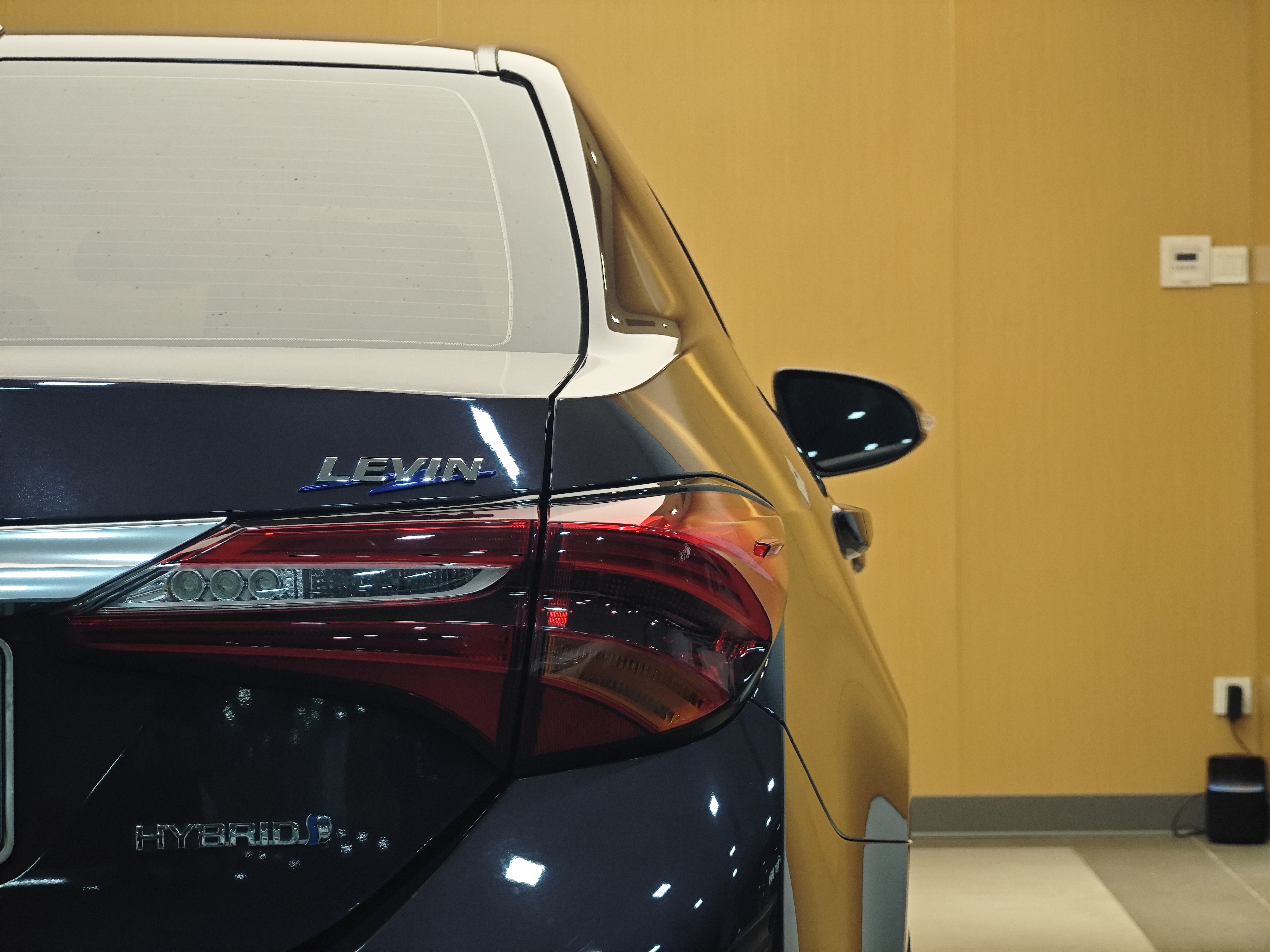2018 #26 2018 car image #26