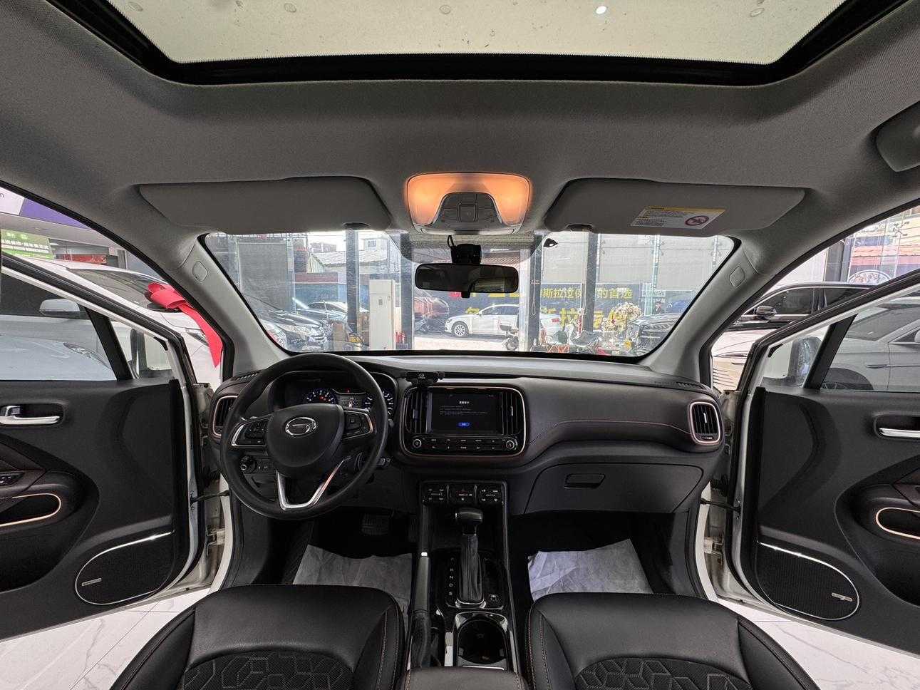 GAC Trumpchi GS3 2018 #26 GAC Trumpchi GS3 2018 car image #26