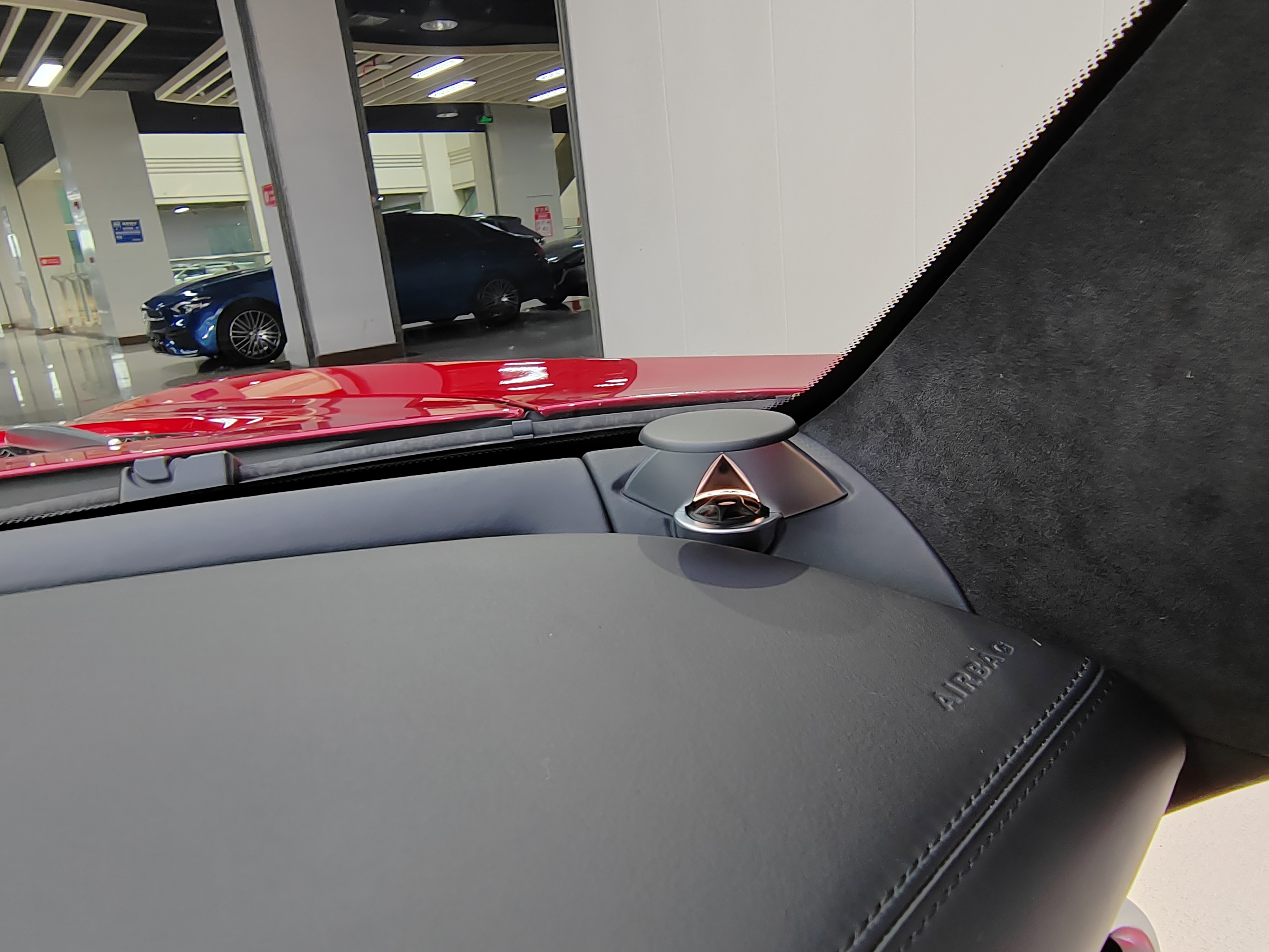 Mercedes-Benz SLS AMG 2012 изображение автомобиля #26