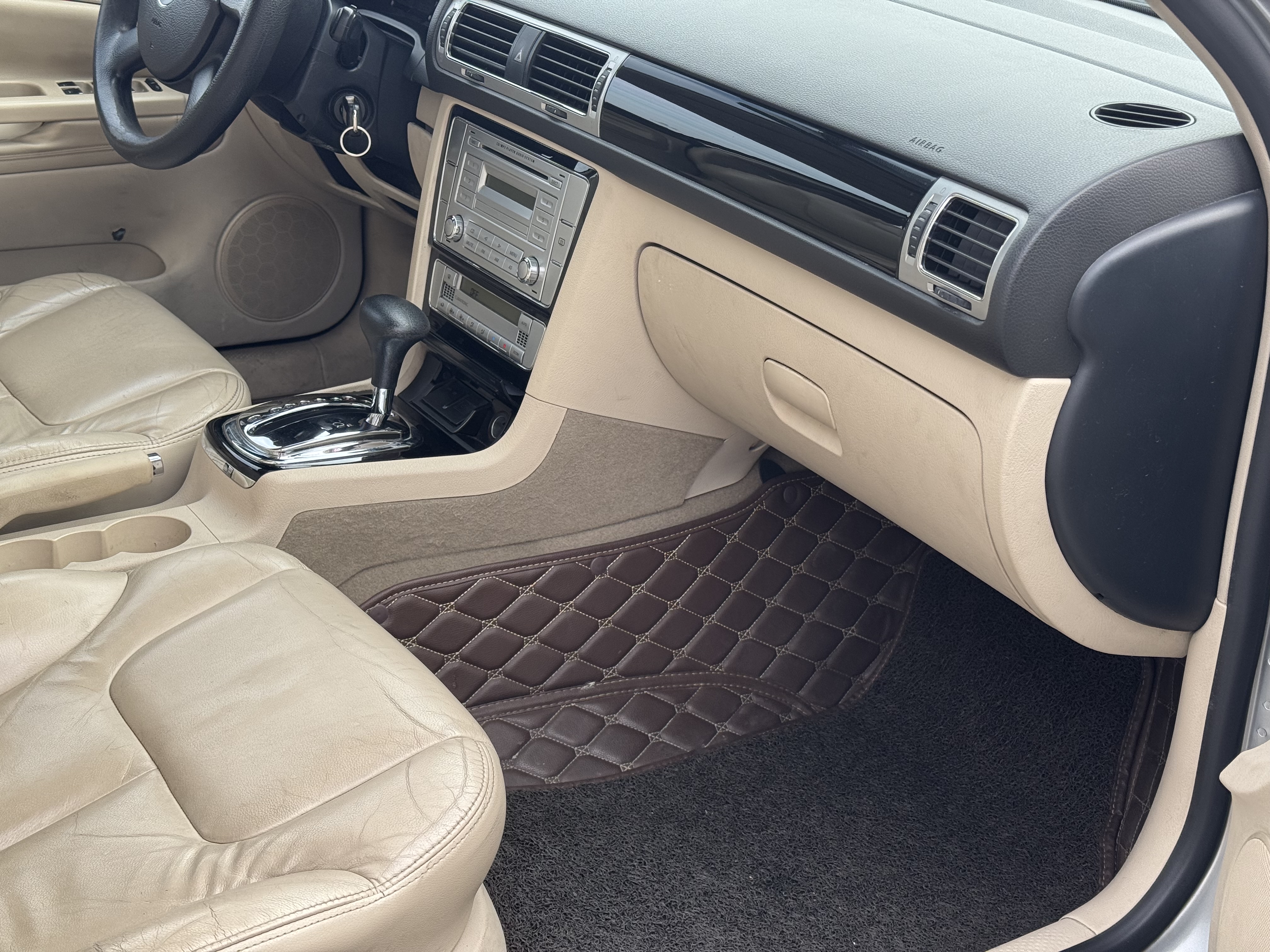 Volkswagen Passat Lingyu 2010 car image #26