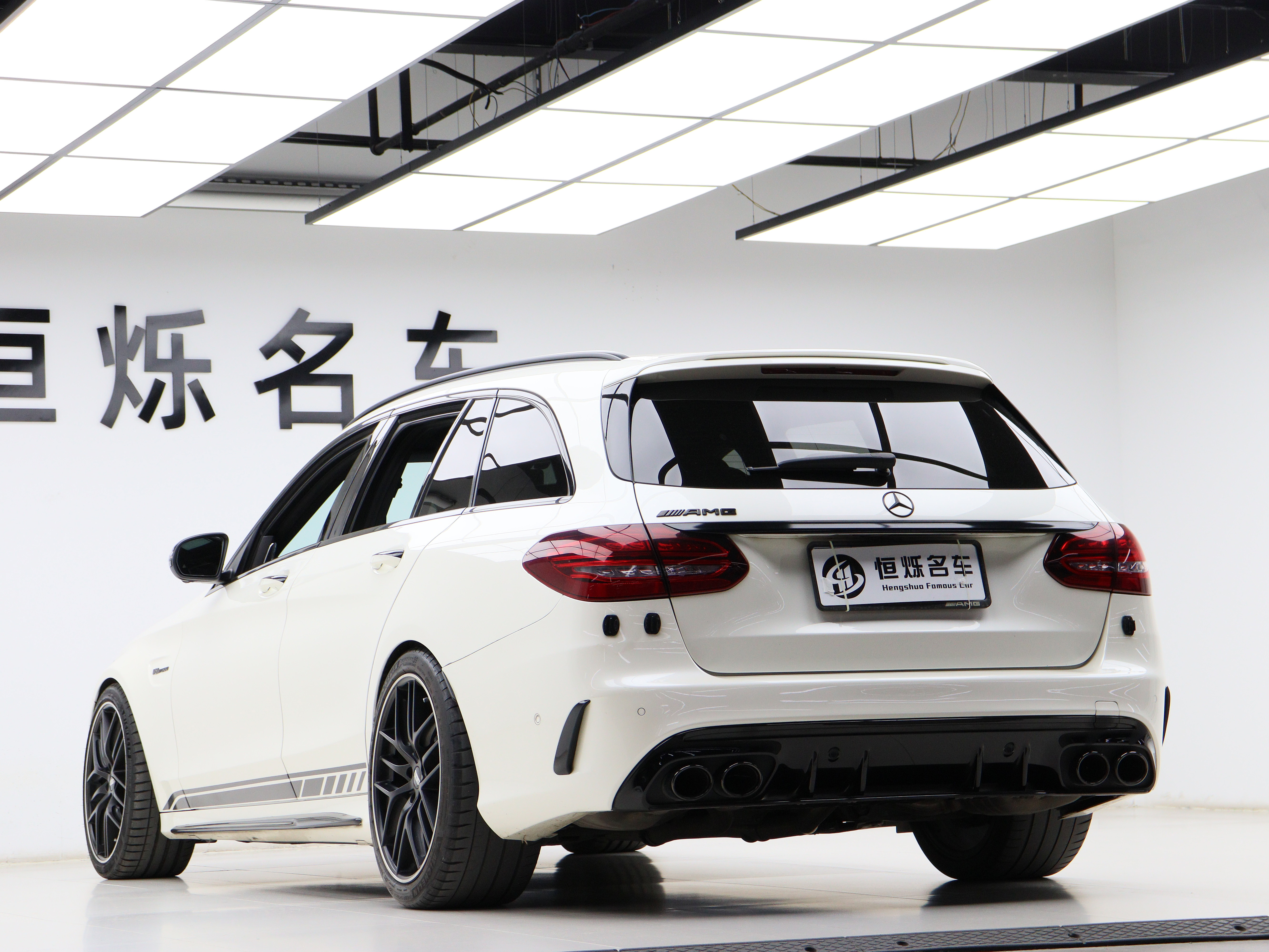 Mercedes-Benz C AMG 2020 #26 Mercedes-Benz C AMG 2020 صورة سيارة #26