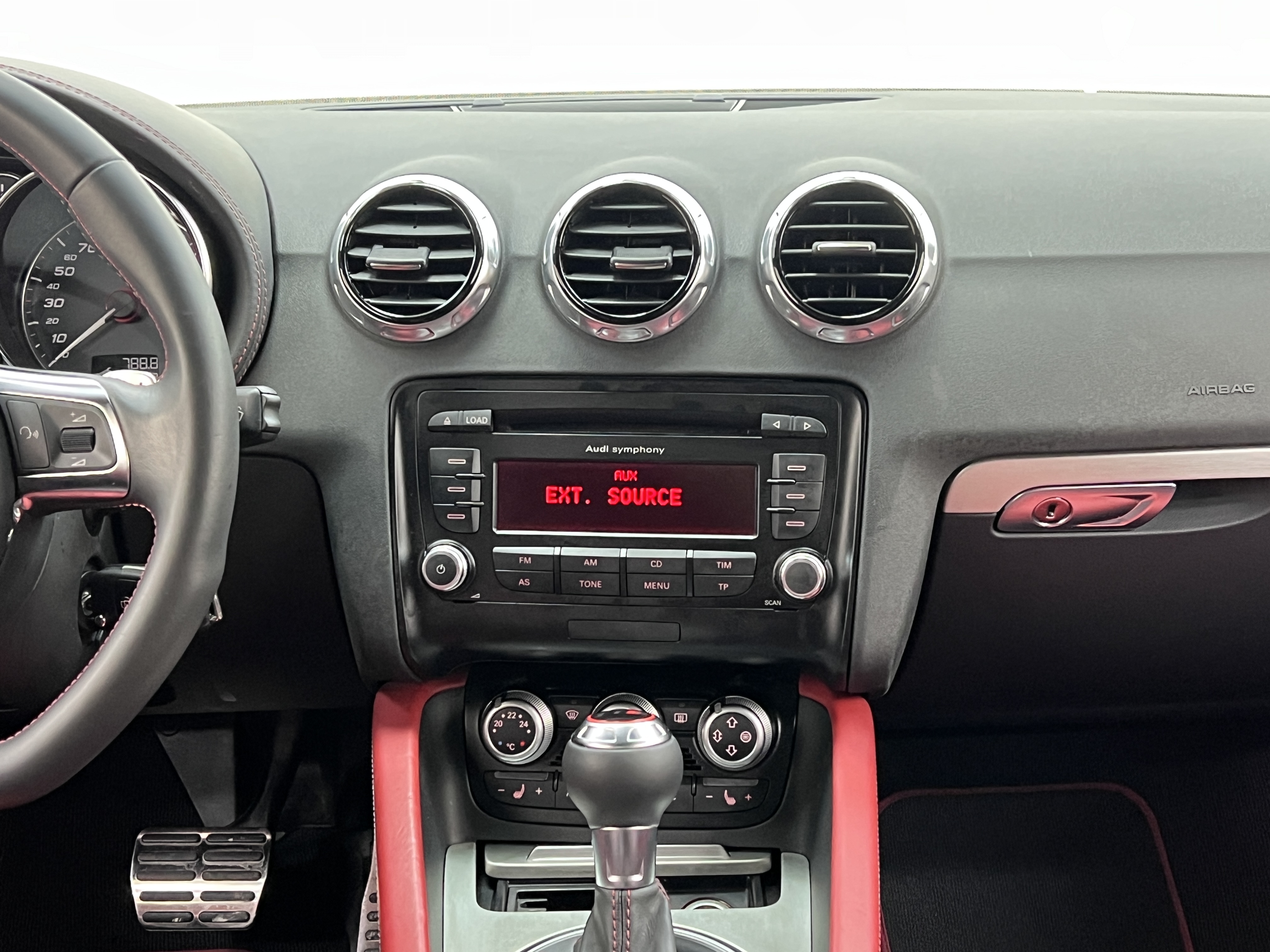 Audi TTS 2015 #26 Audi TTS 2015 car image #26