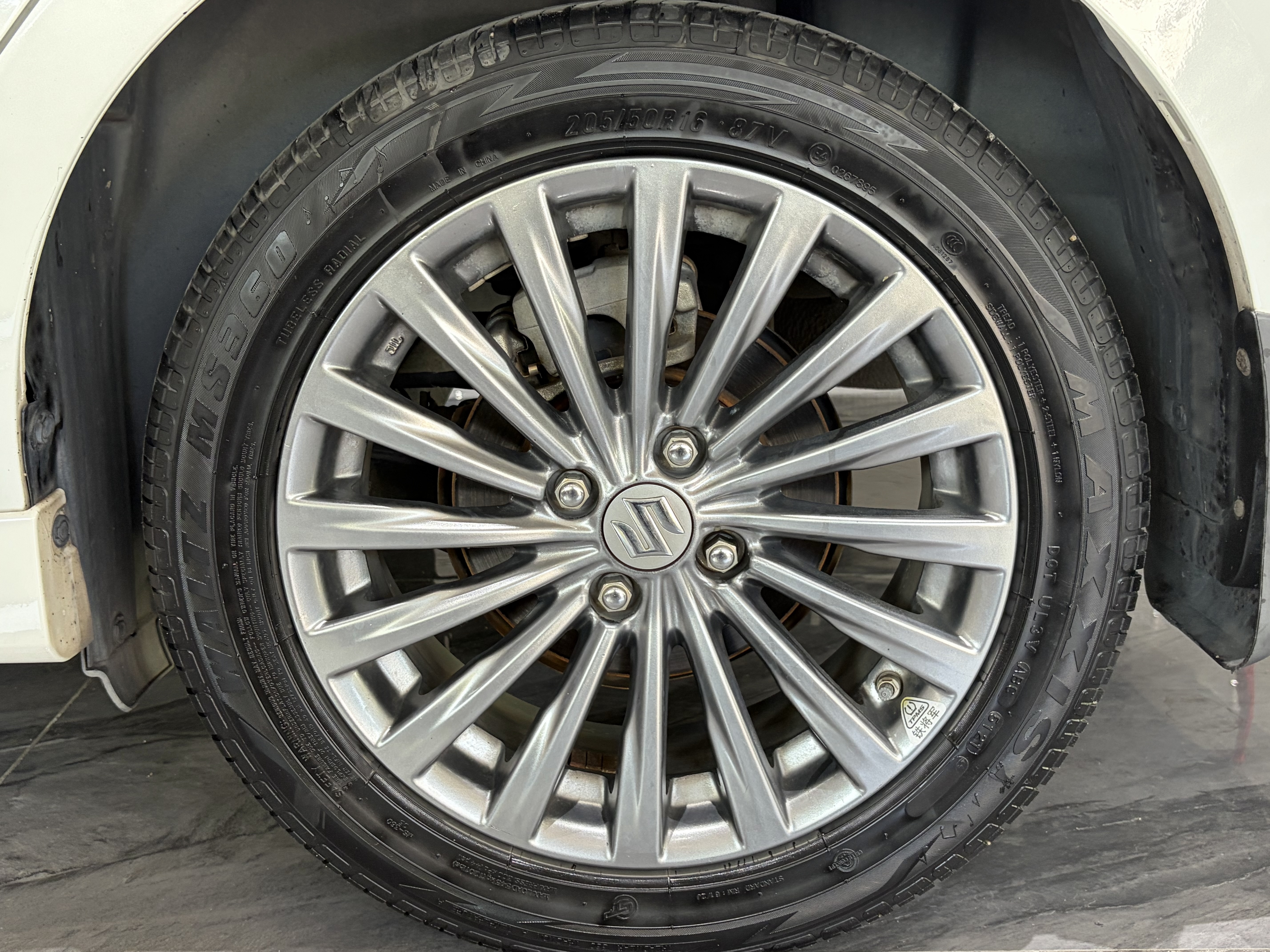 铃木 启悦 2017 汽车图片 #26