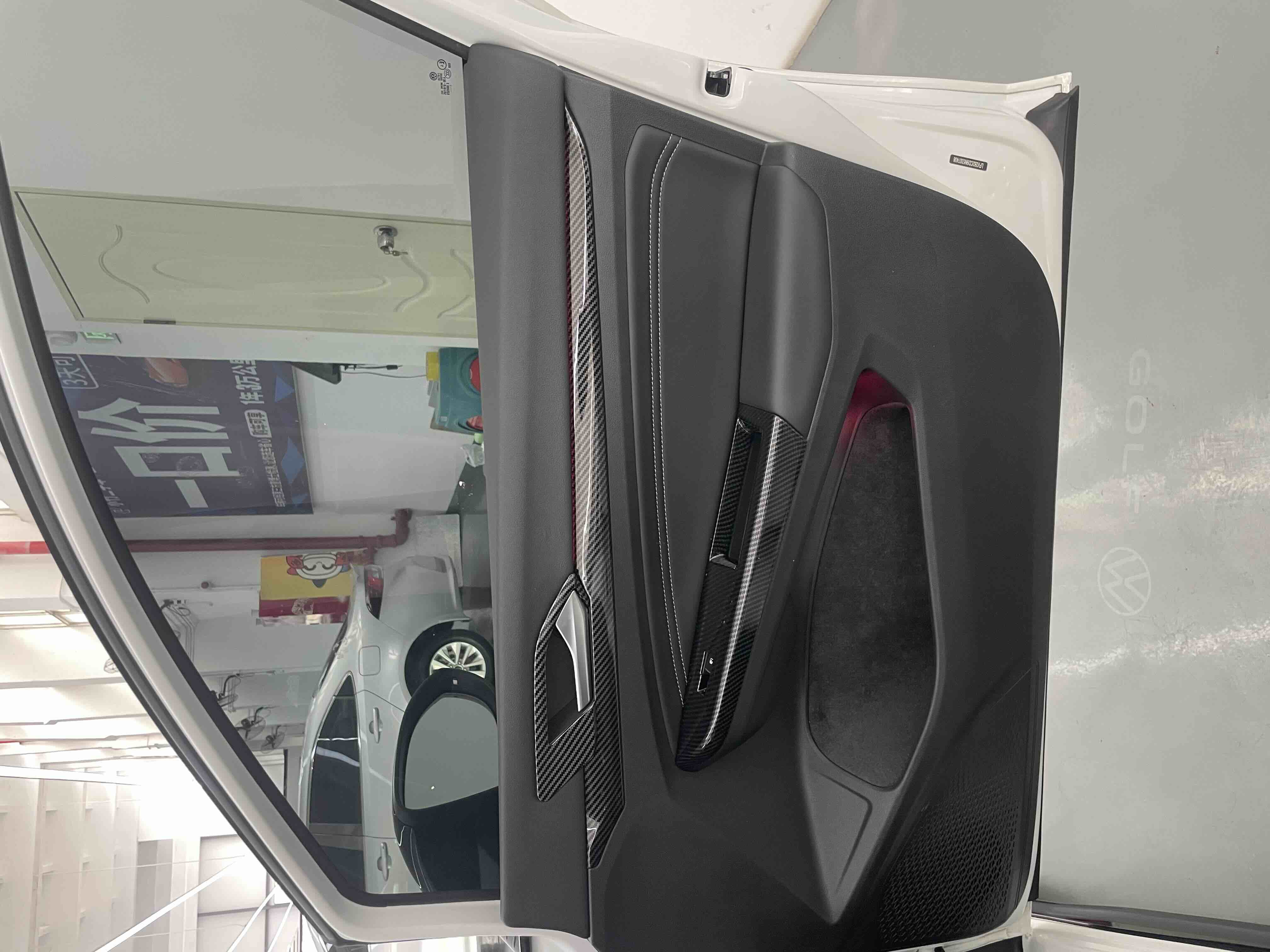 Volkswagen Golf 2022 car image #26