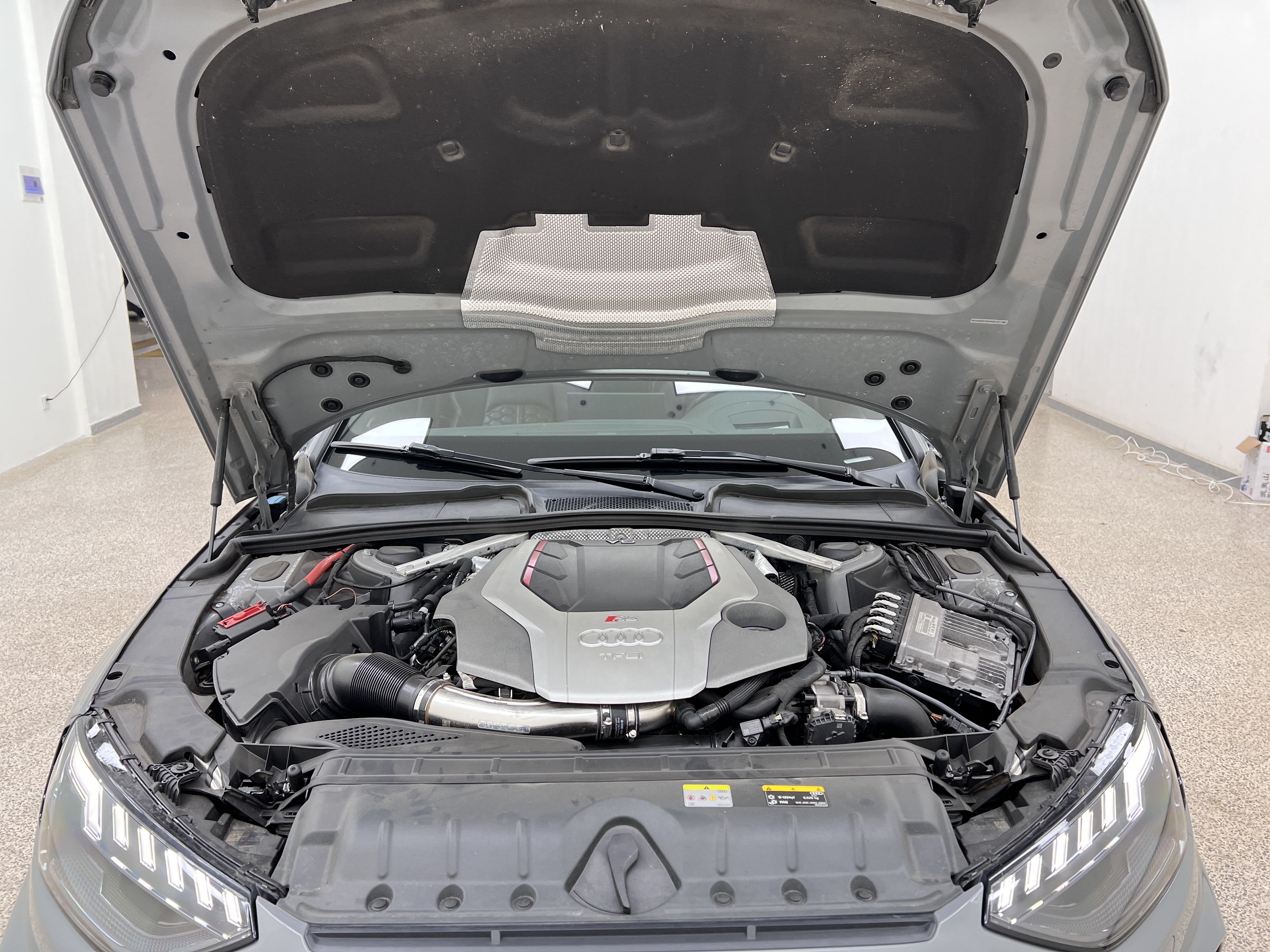 Audi RS 4 2021 car image #26