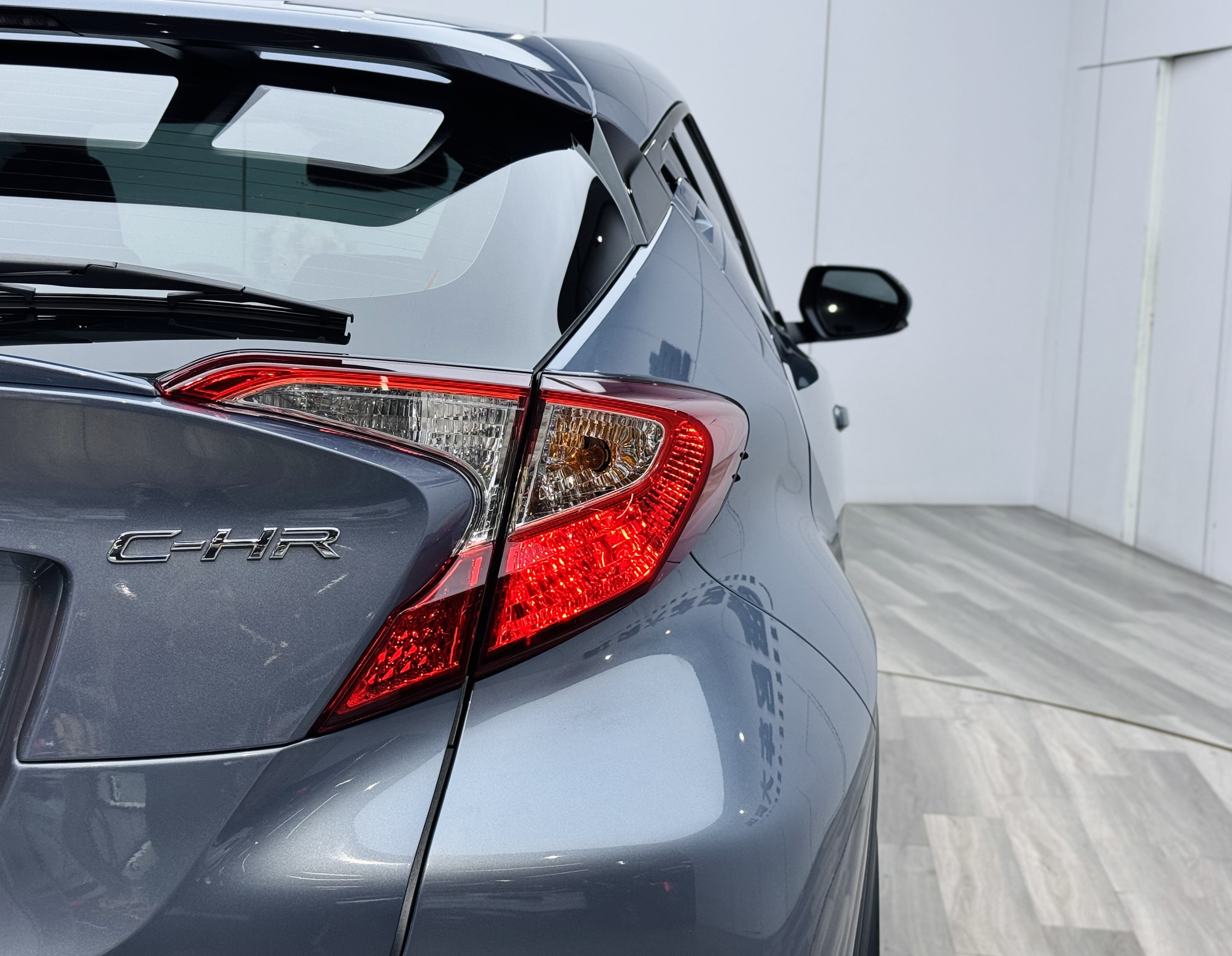 Toyota C-HR 2021 car image #26