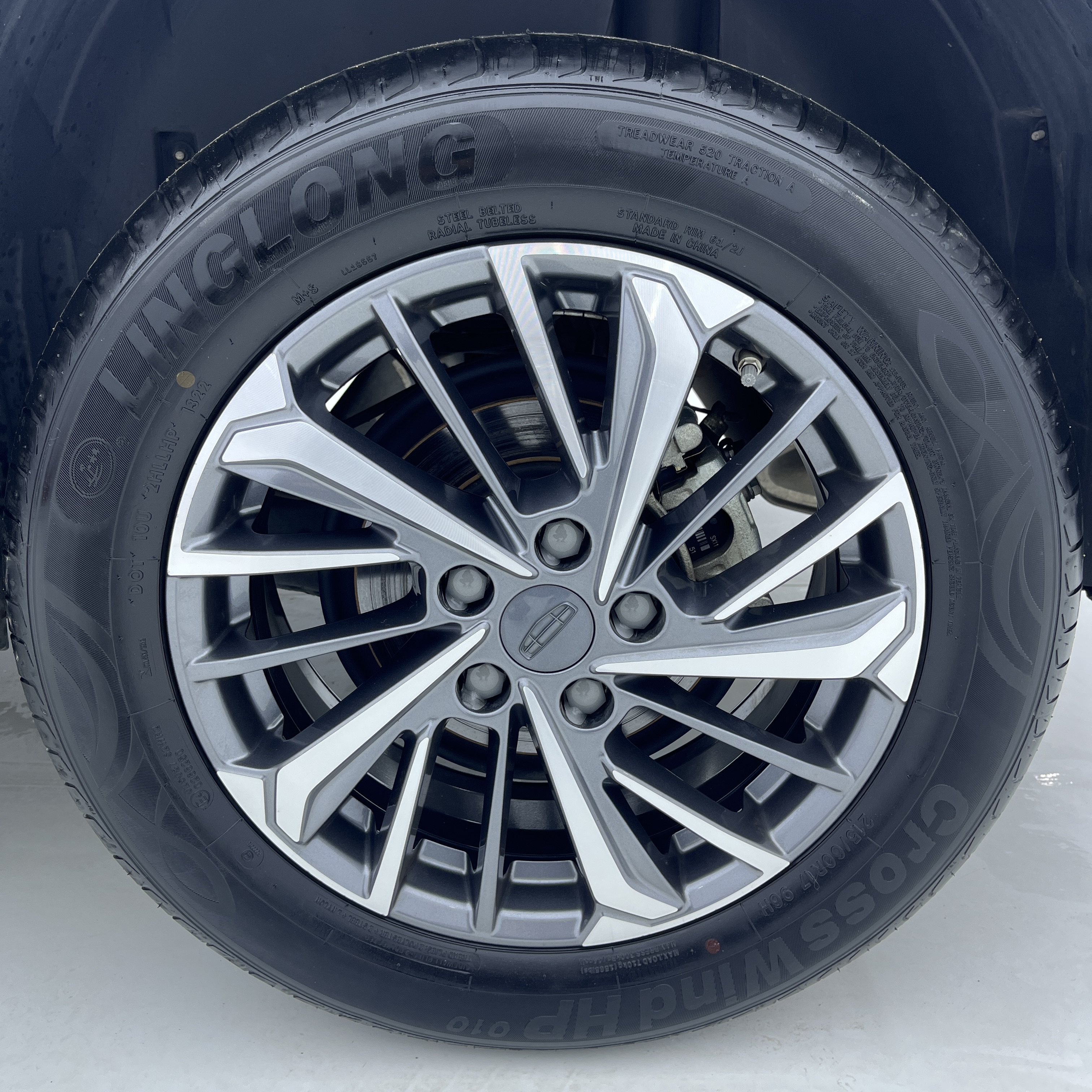 GEELY Coolray 2022 car image #26