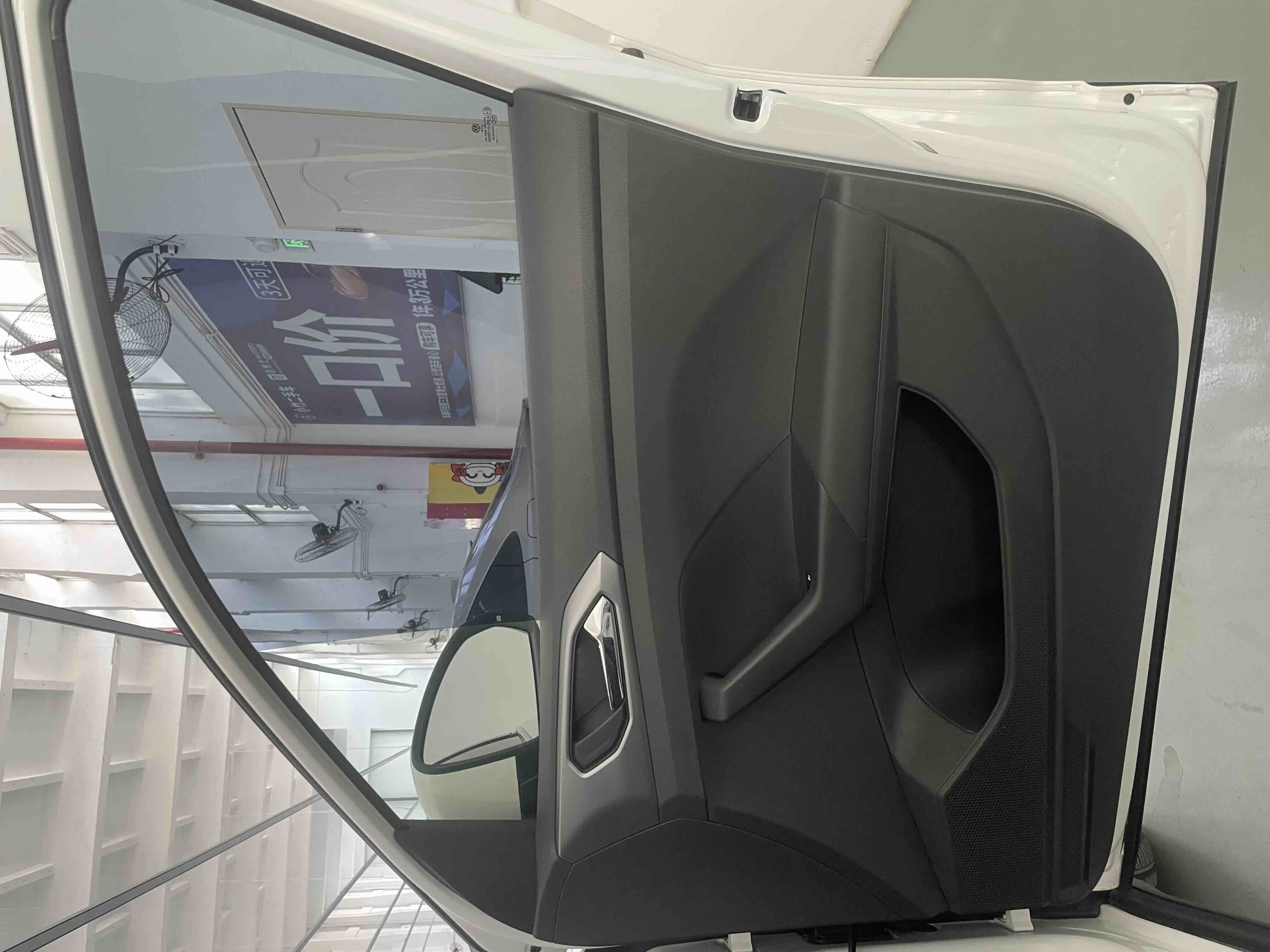 Volkswagen T-Cross 2022 #26 Volkswagen T-Cross 2022 car image #26