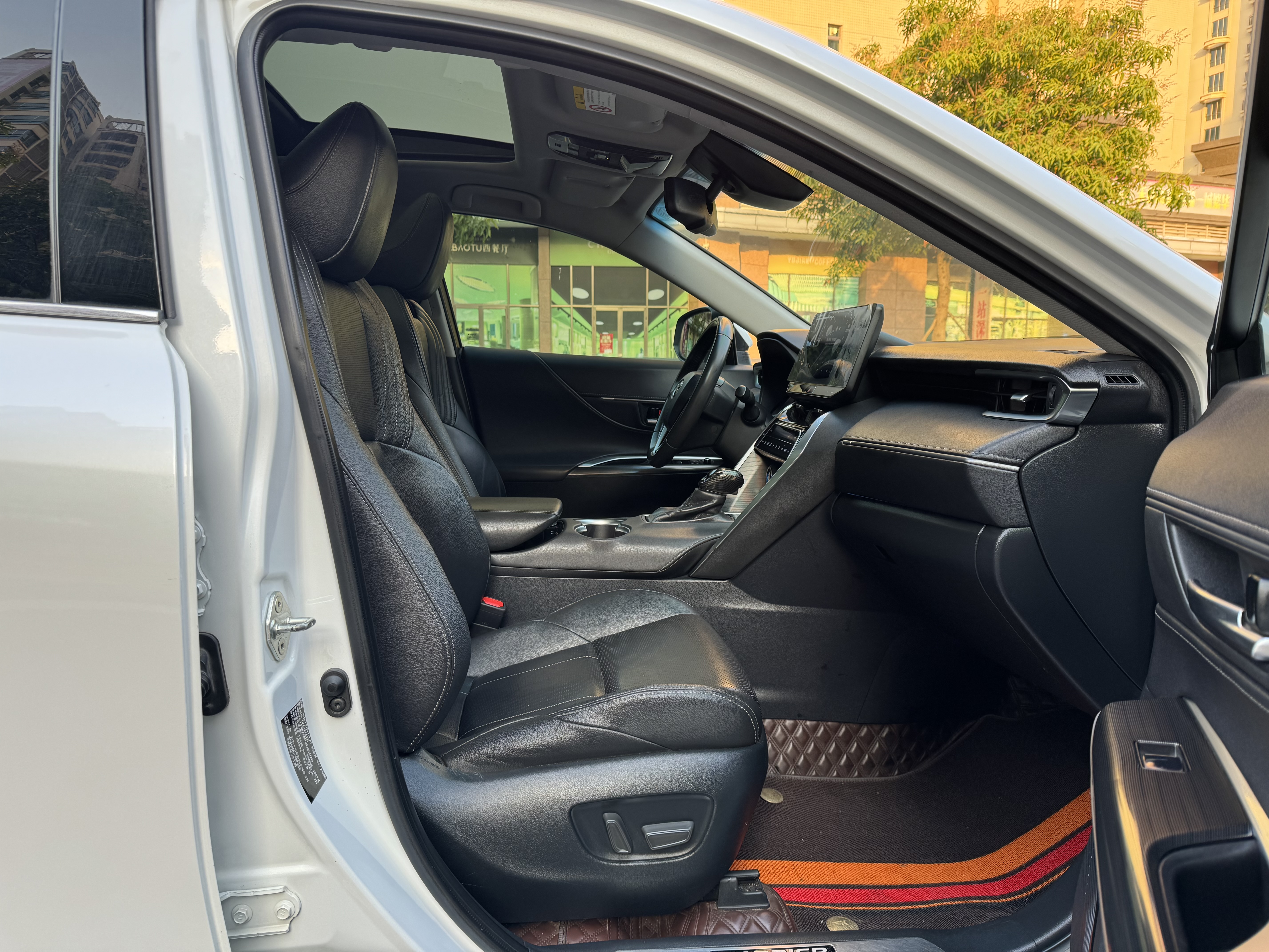 Toyota Harrier 2022 car image #26