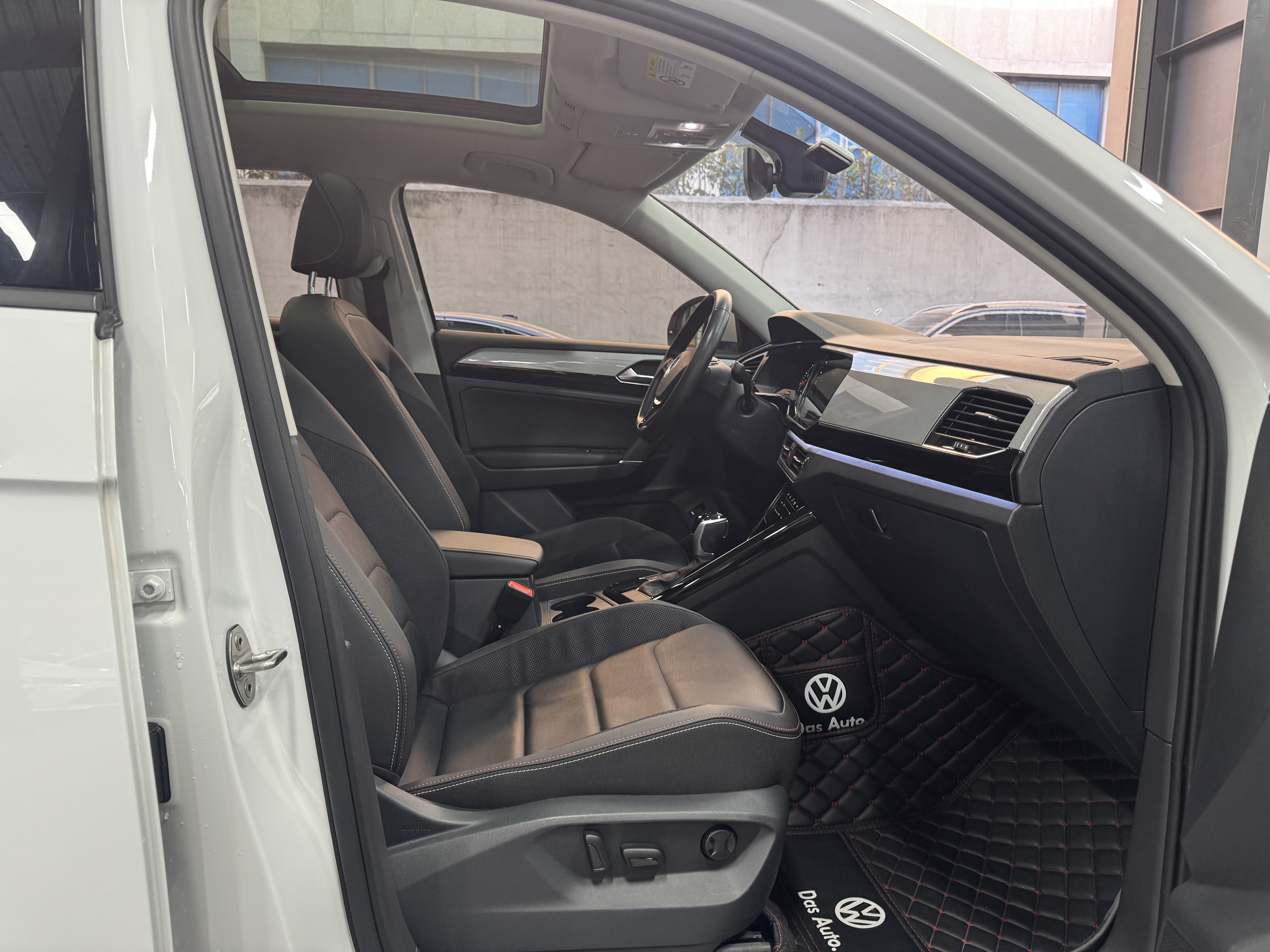 Volkswagen Tayron 2022 car image #26