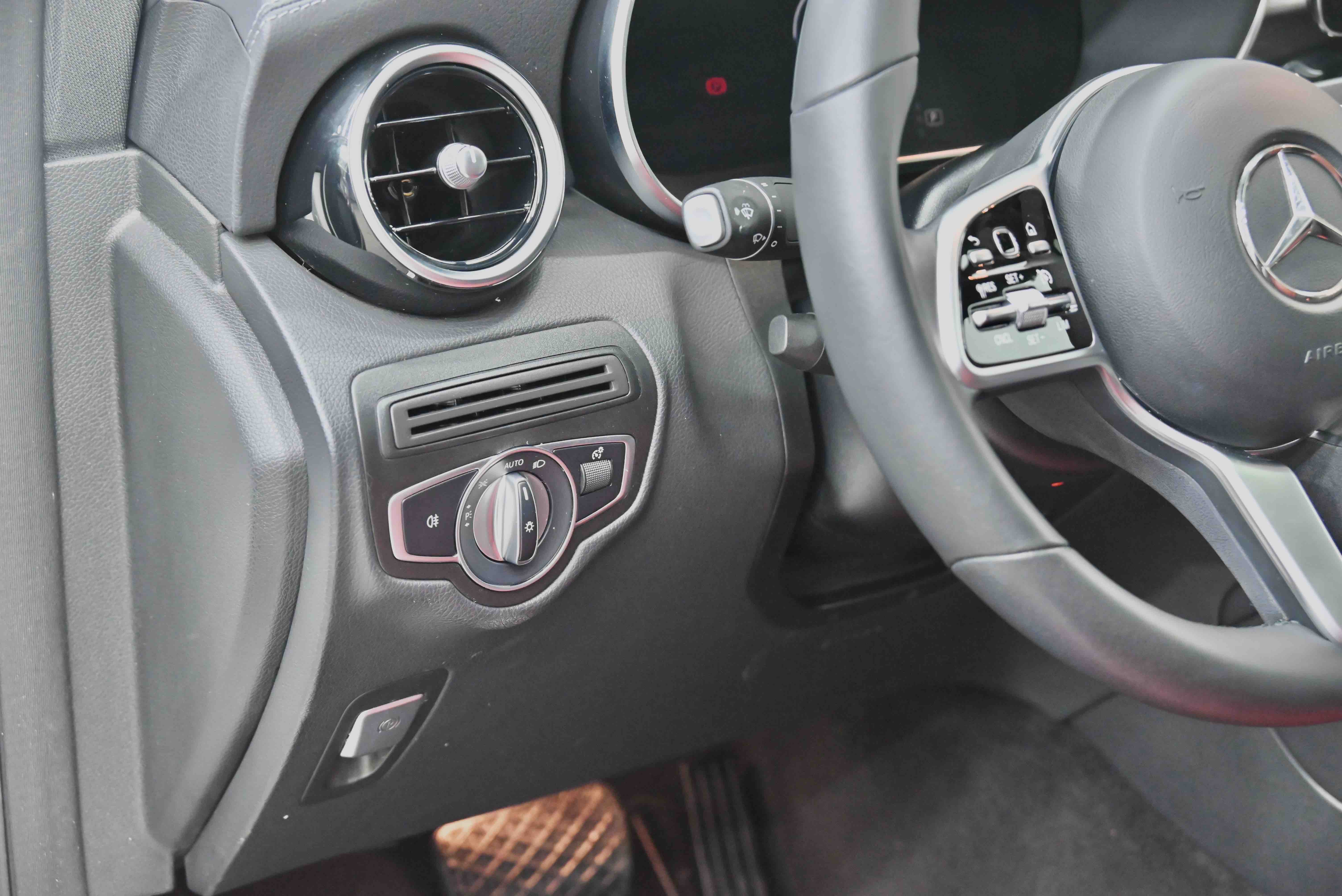 Mercedes-Benz GLC Coupe 2022 car image #26