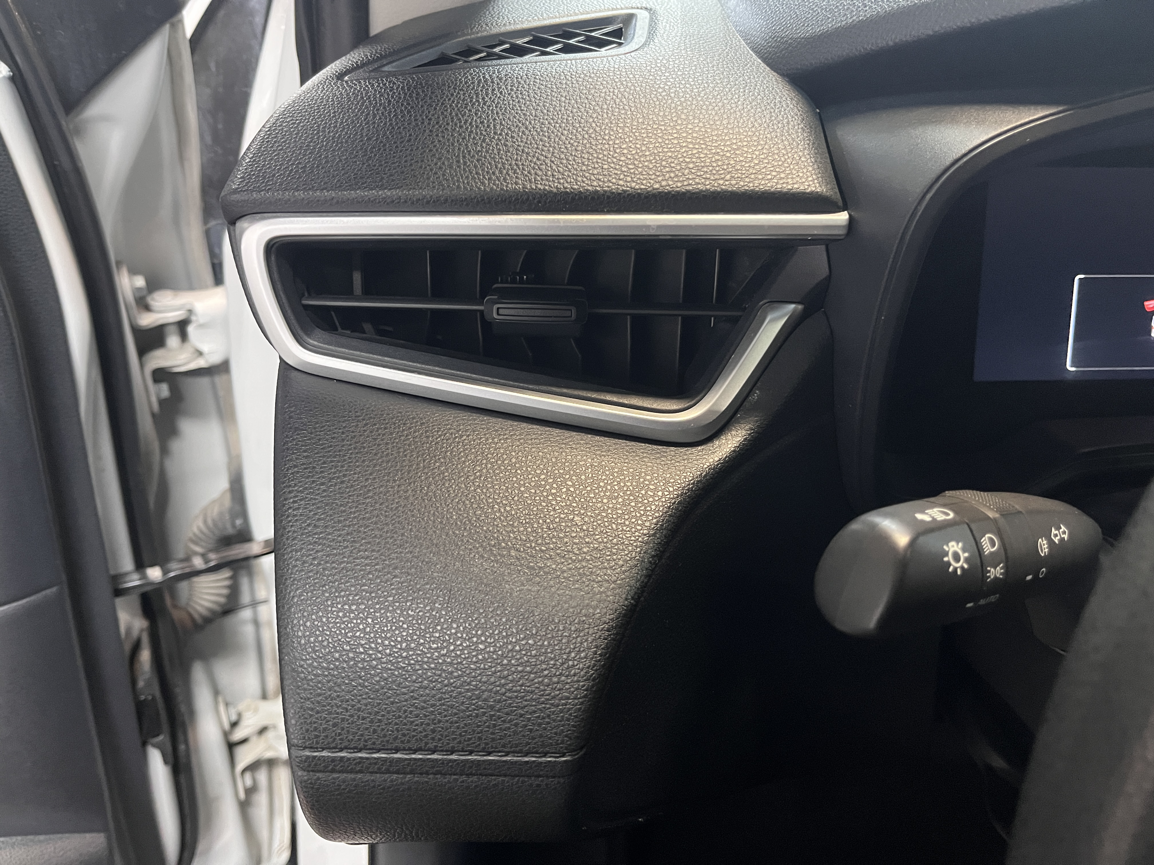 Toyota Corolla Cross 2023 car image #26