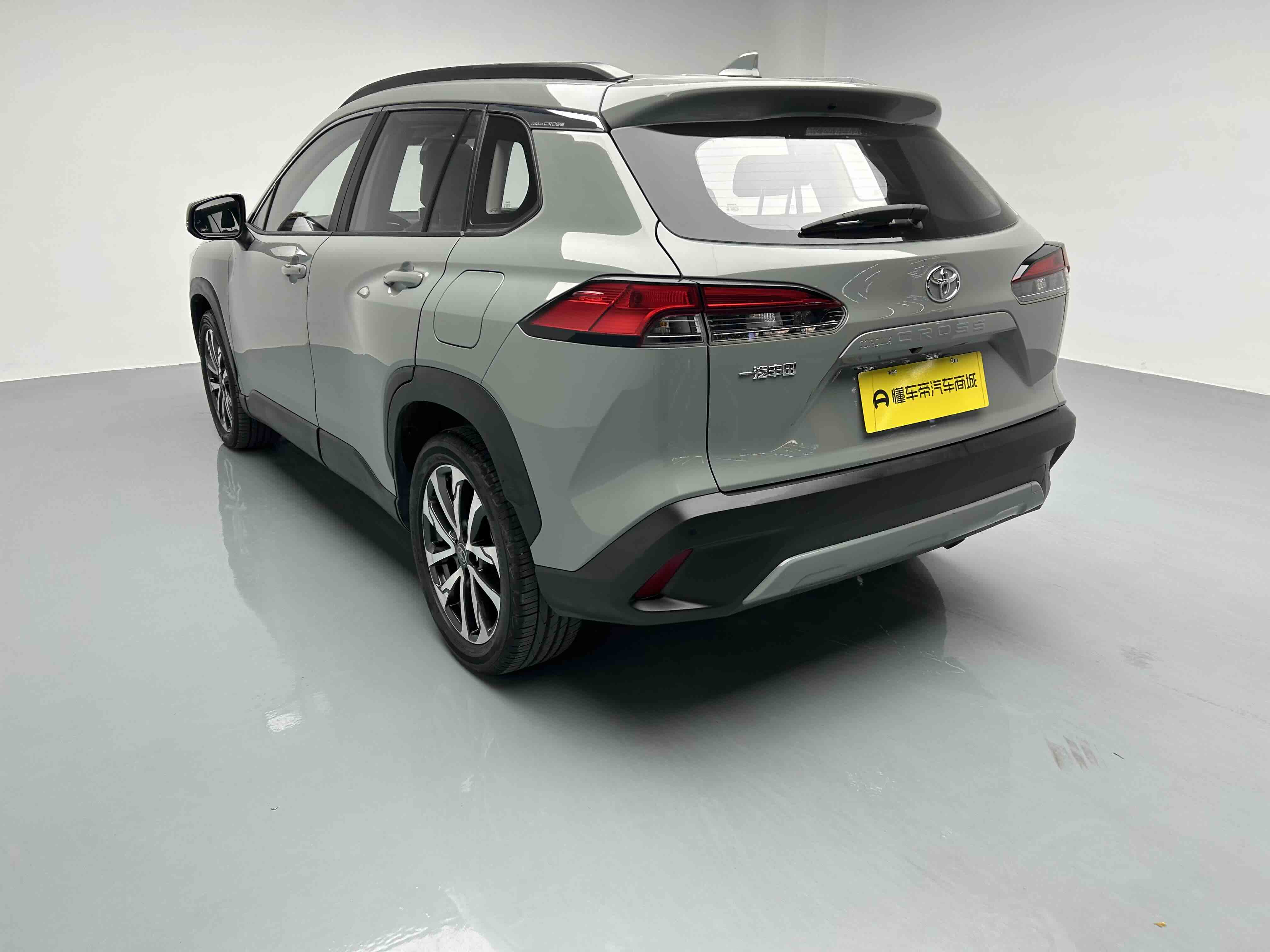 Corolla Cross 2022 #26 Corolla Cross 2022 car image #26