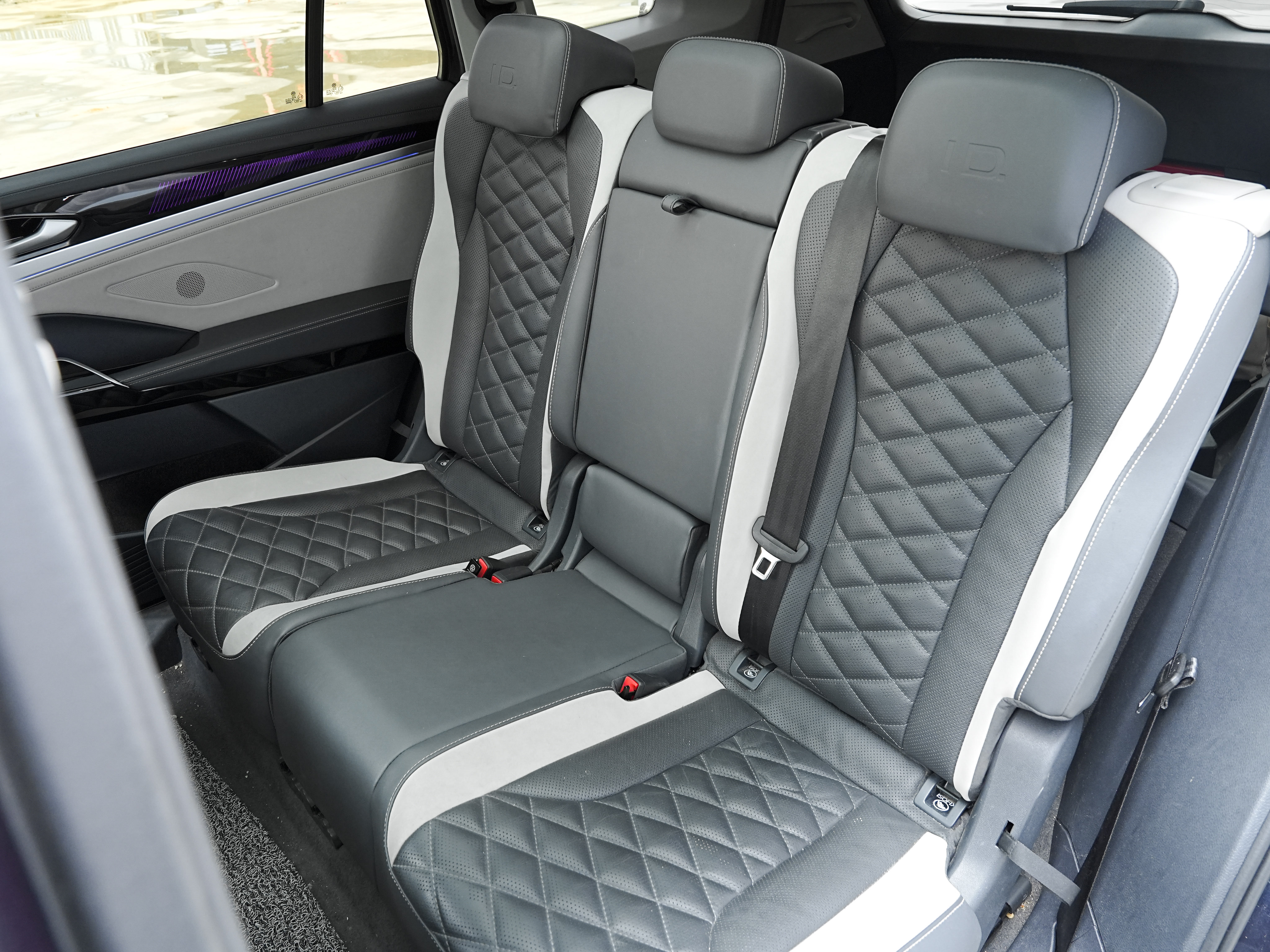 Volkswagen ID.6 Crozz 2023 #26 Volkswagen ID.6 Crozz 2023 car image #26