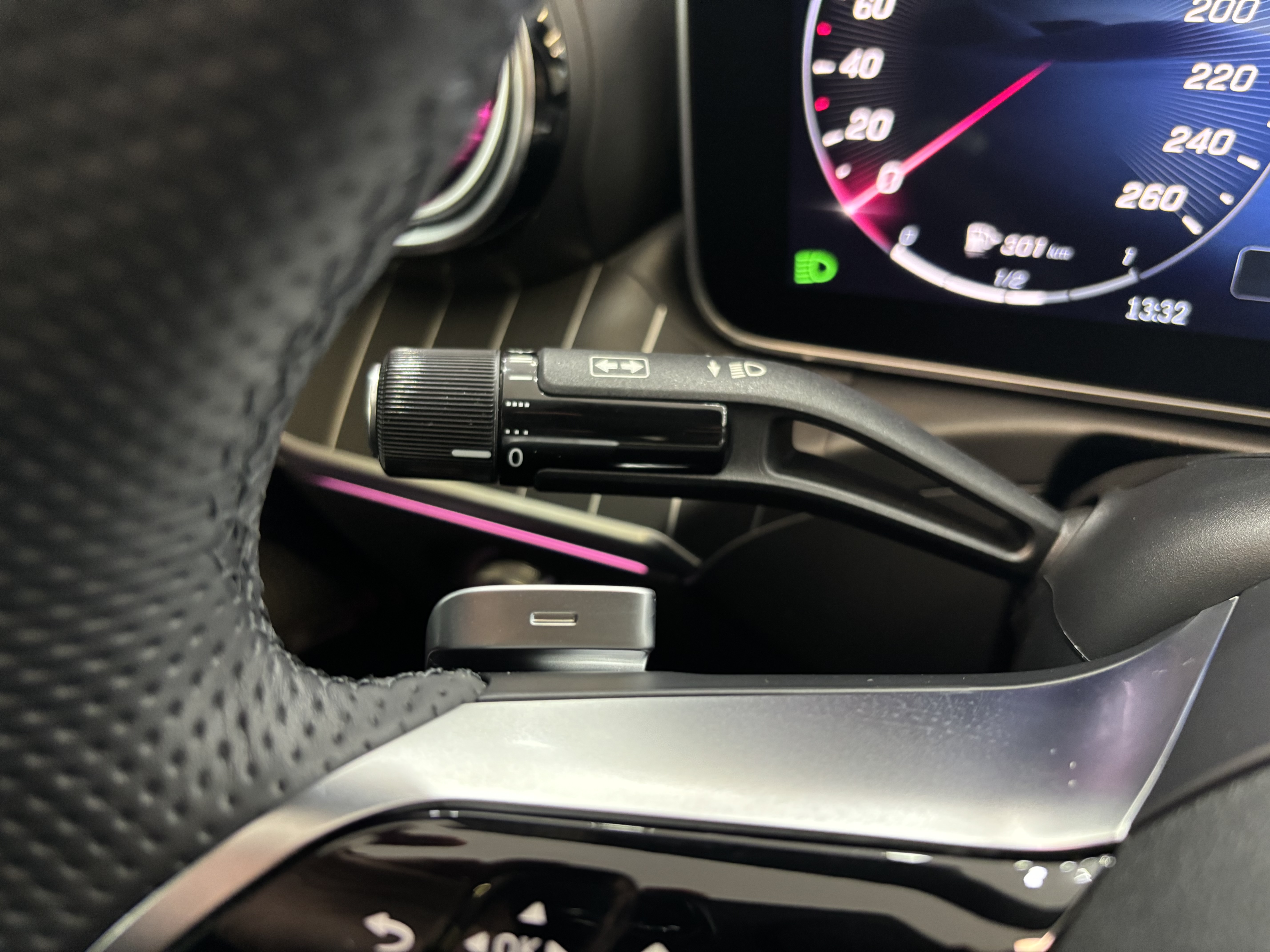 C Class 2023 immagine di auto #26