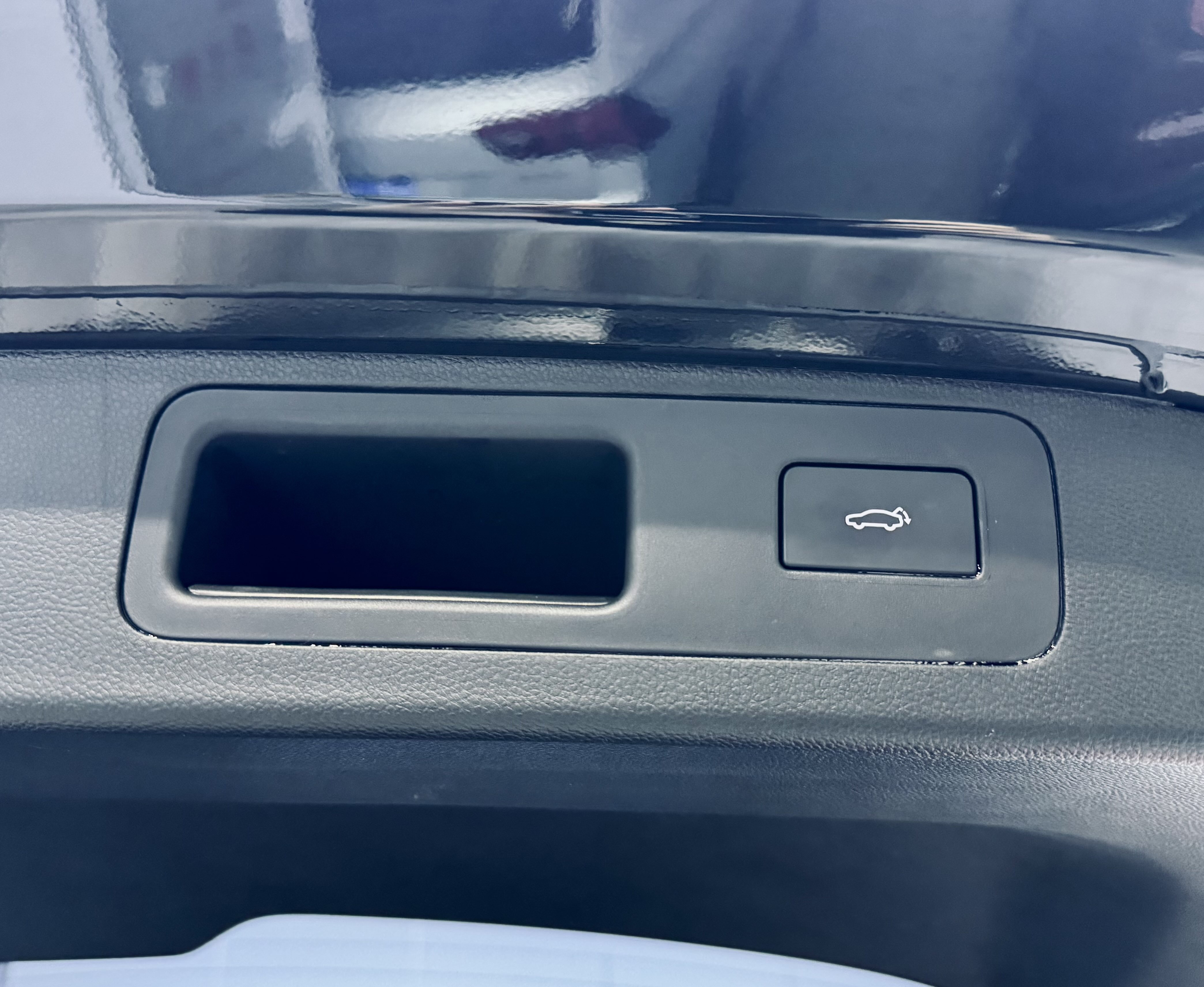 GEELY Okavango L 2023 car image #26