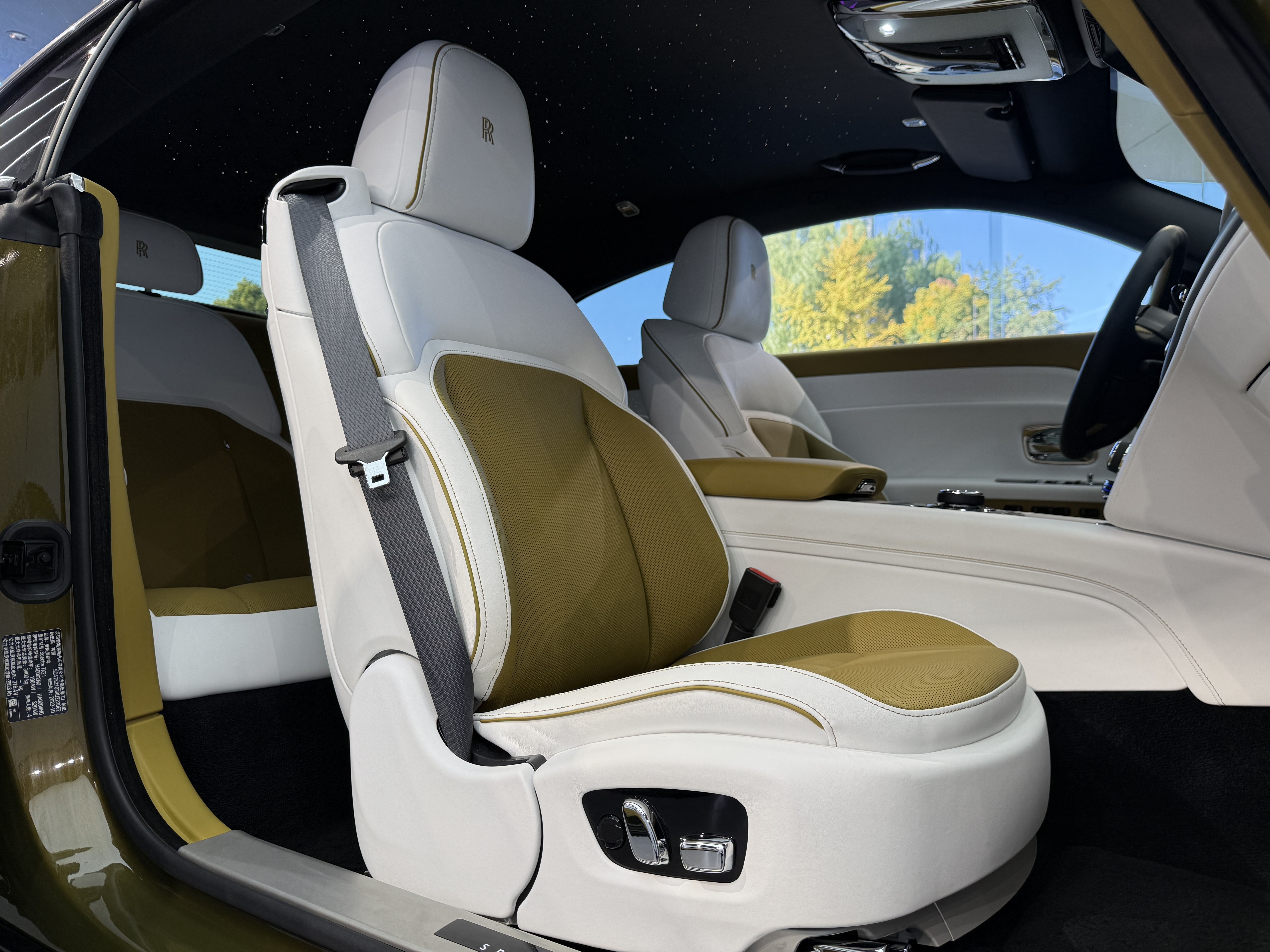 劳斯莱斯 闪灵 2024 #26 劳斯莱斯 闪灵 2024 汽车图片 #26