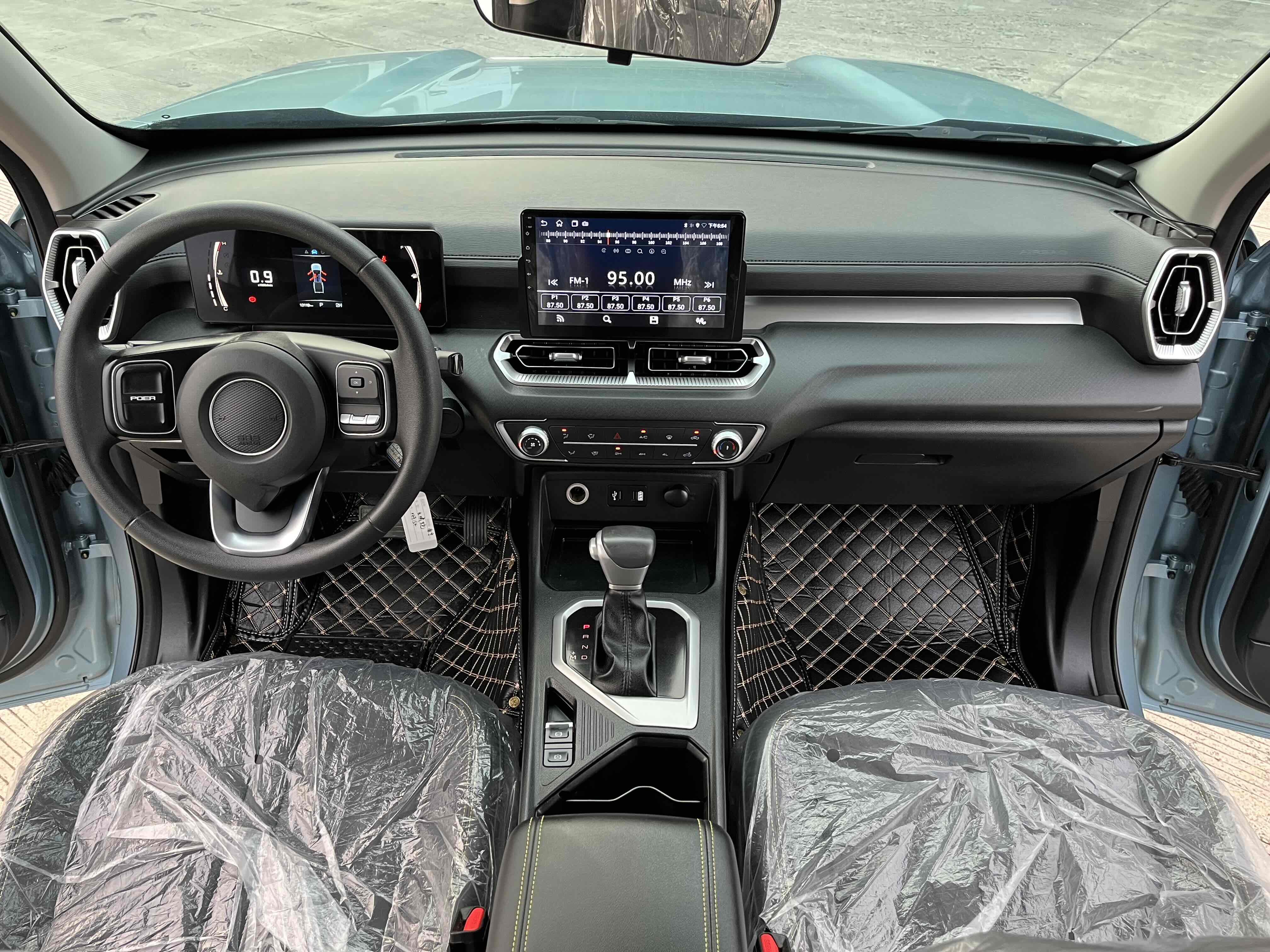 Great Wall Jingang Pao 2023 #26 Great Wall Jingang Pao 2023 car image #26