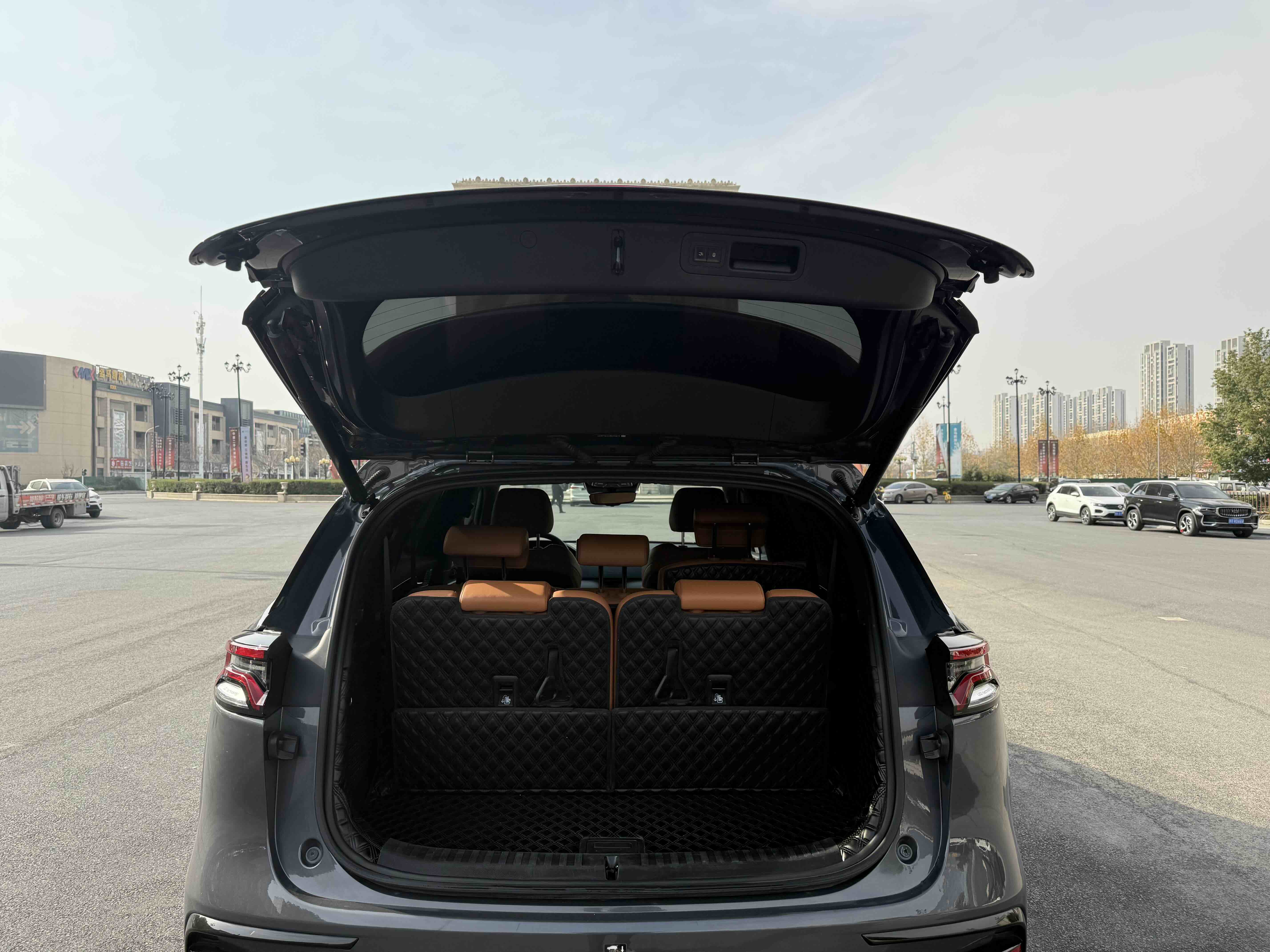 BYD Tang New Energy 2023 #26 BYD Tang New Energy 2023 immagine di auto #26