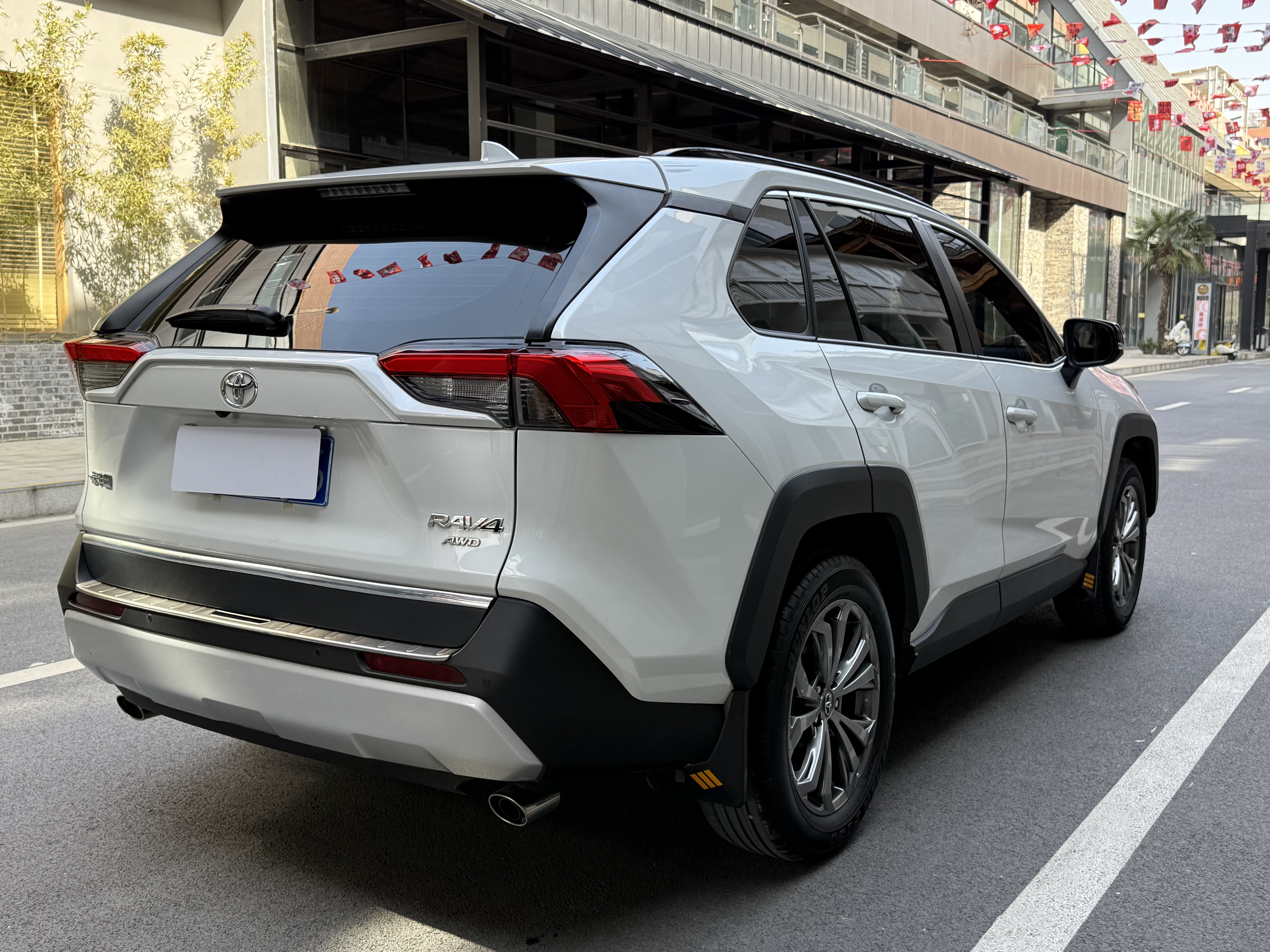 Toyota RAV4 2024 car image #26