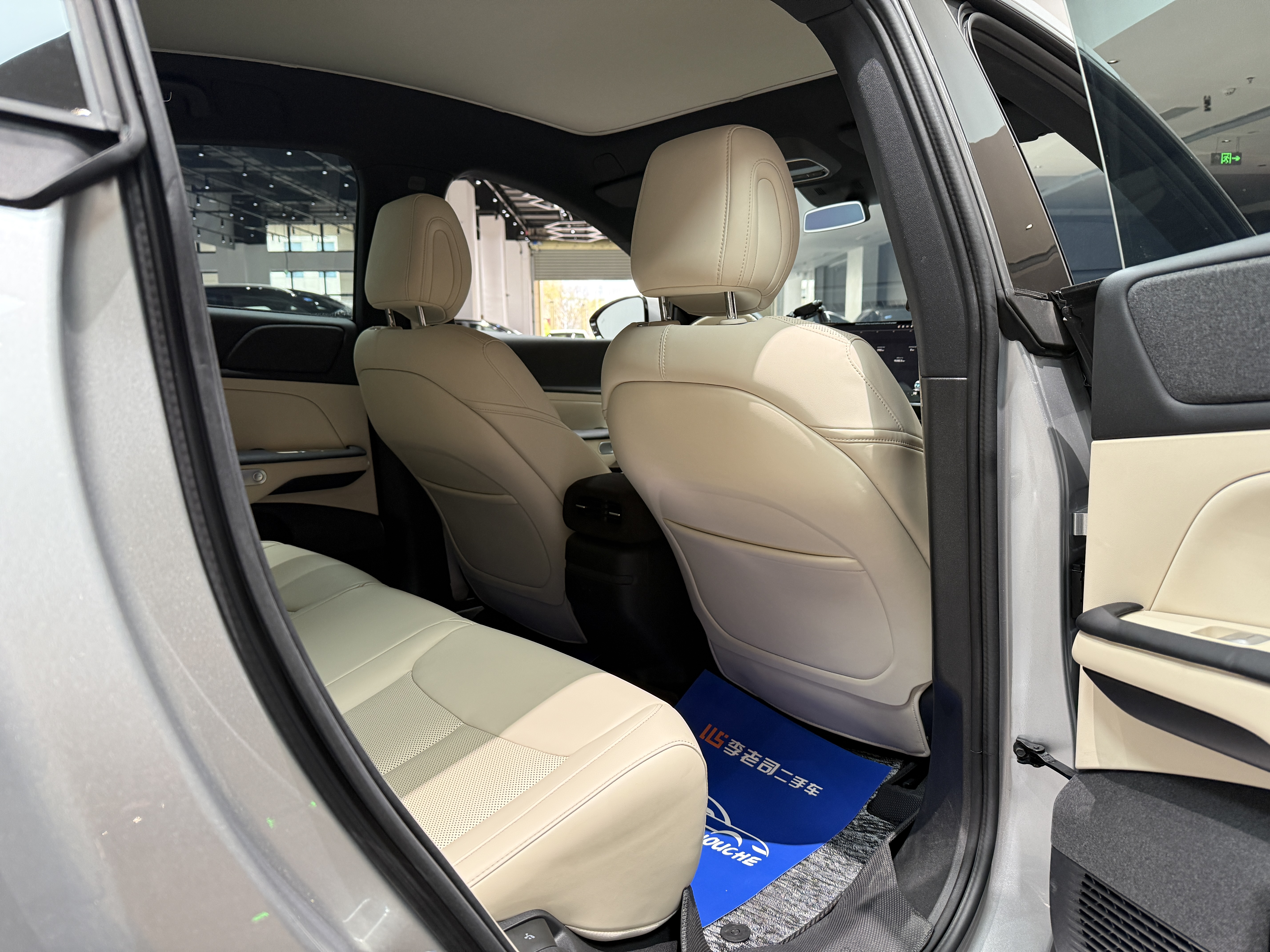 Xpeng G6 2024 صورة سيارة #26