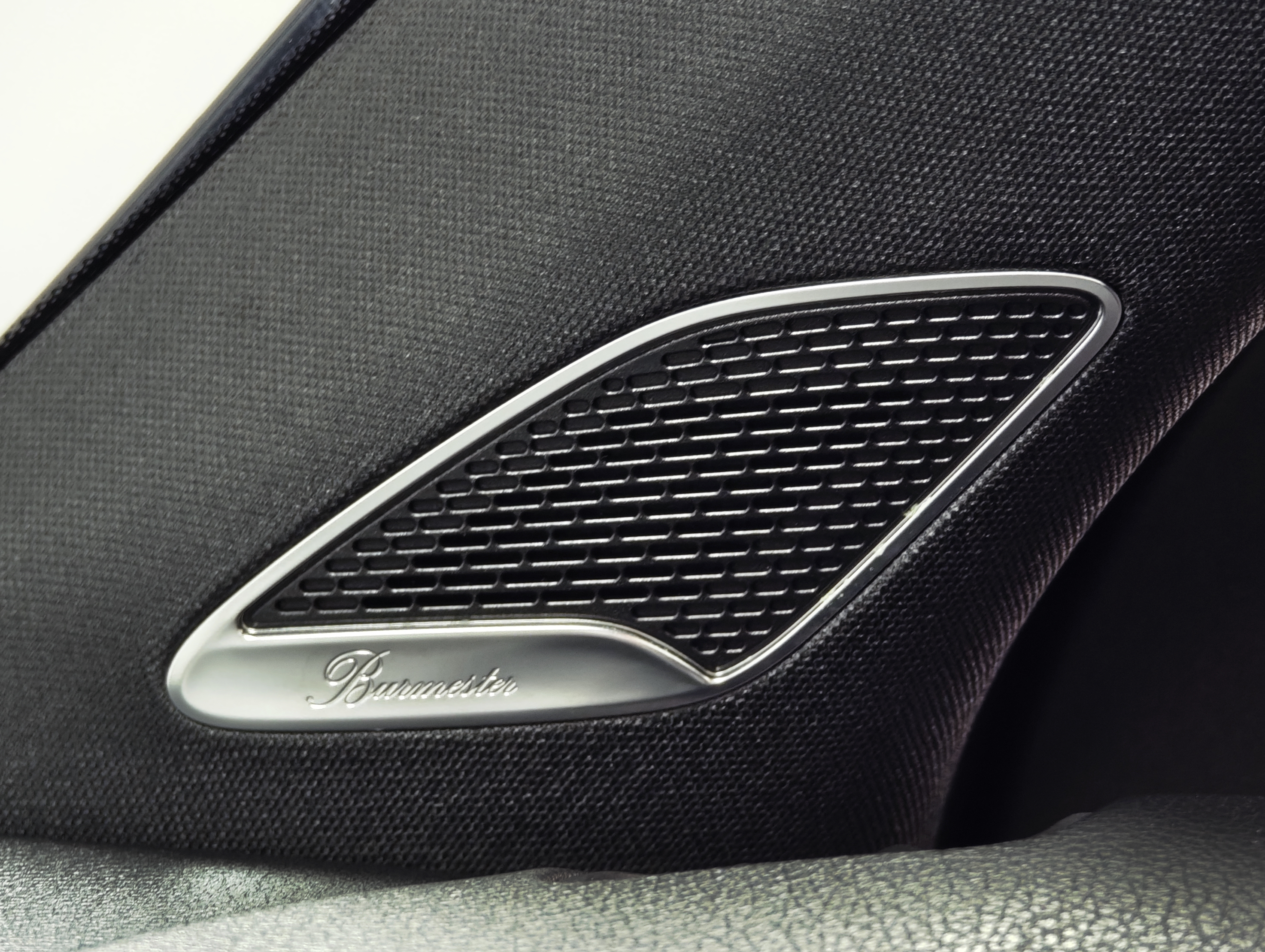 Mercedes-Benz GLB AMG 2025 car image #26