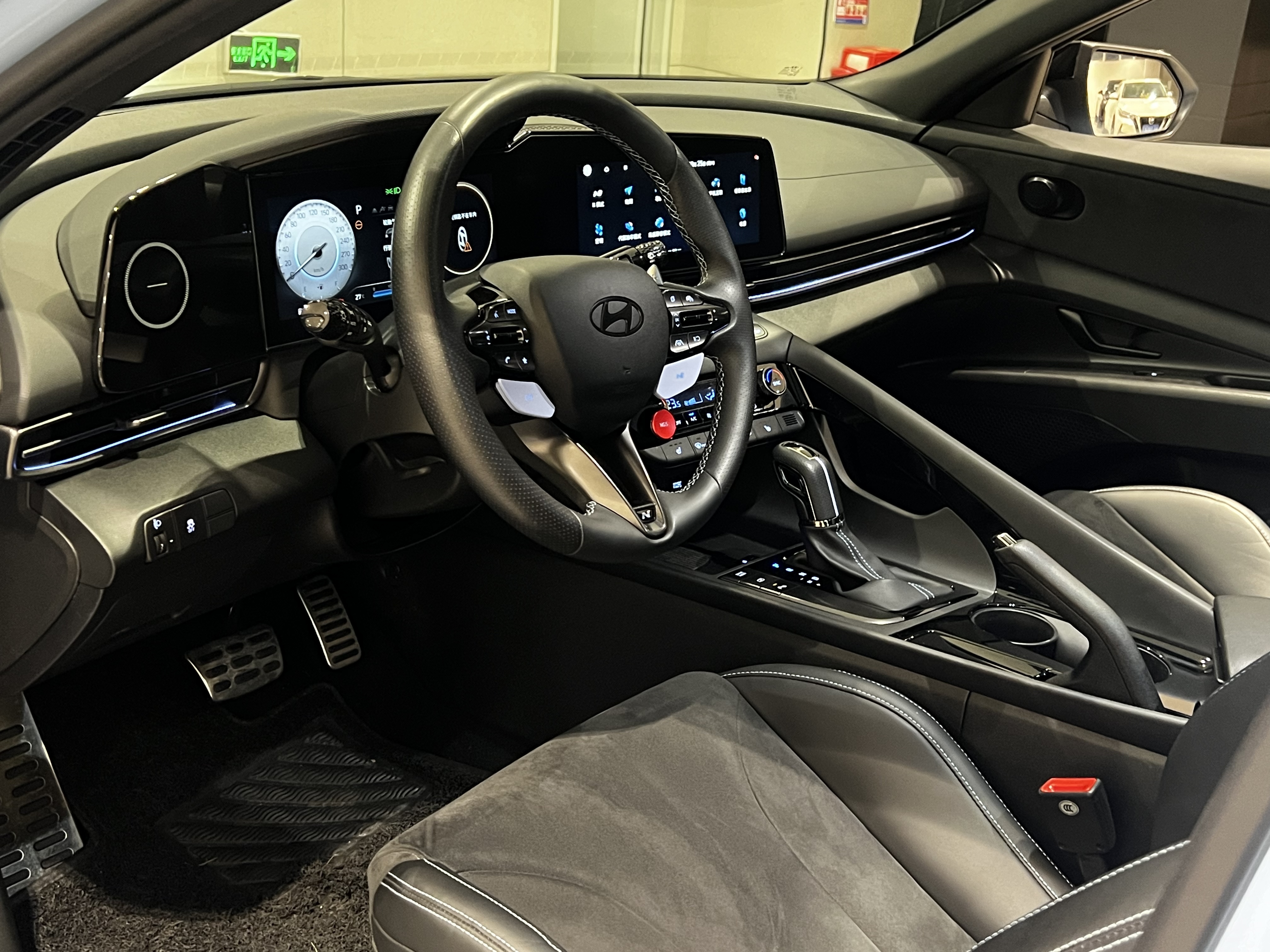 Hyundai Elantra N 2023 car image #26