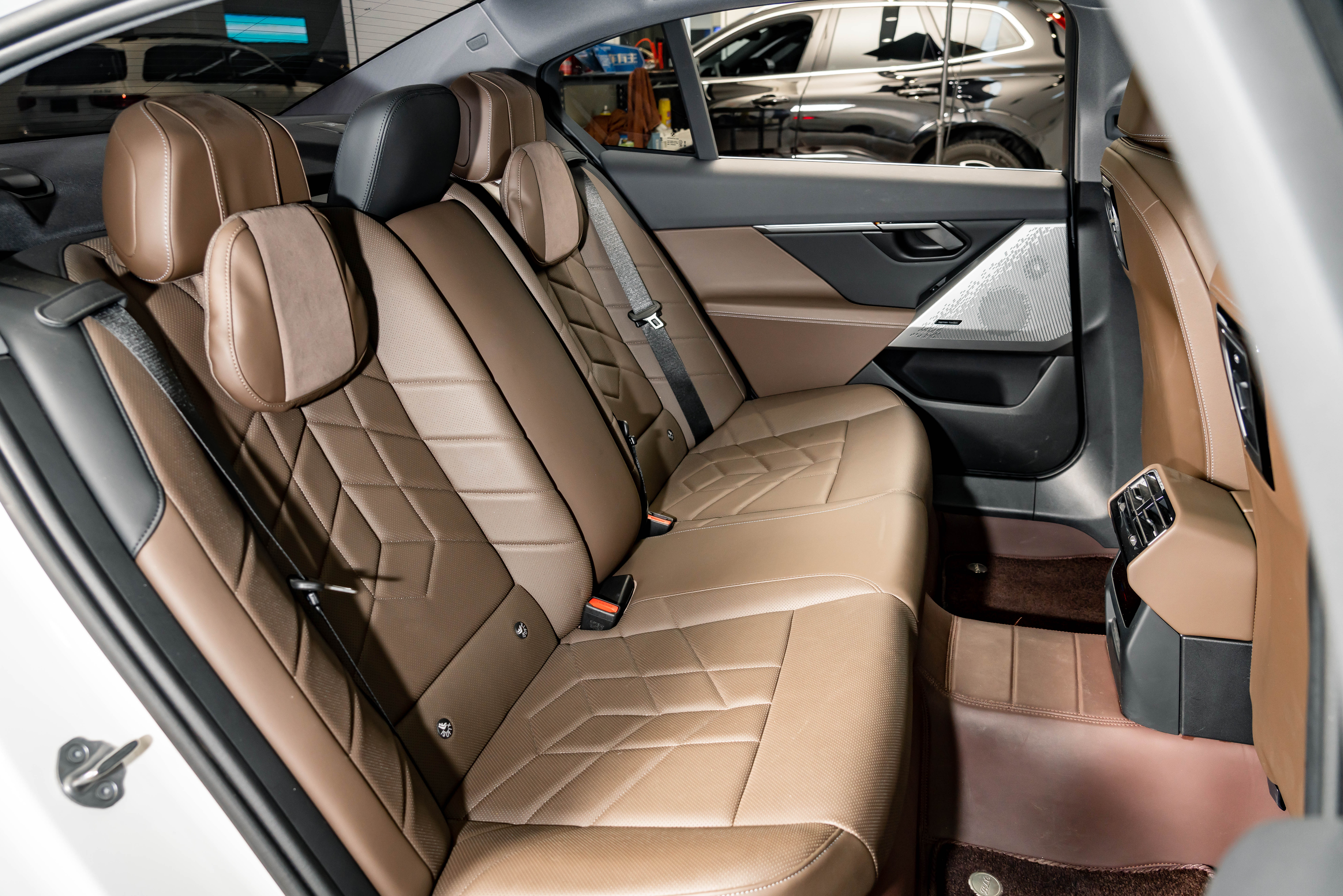 BMW 5 Series 2025 car image #26