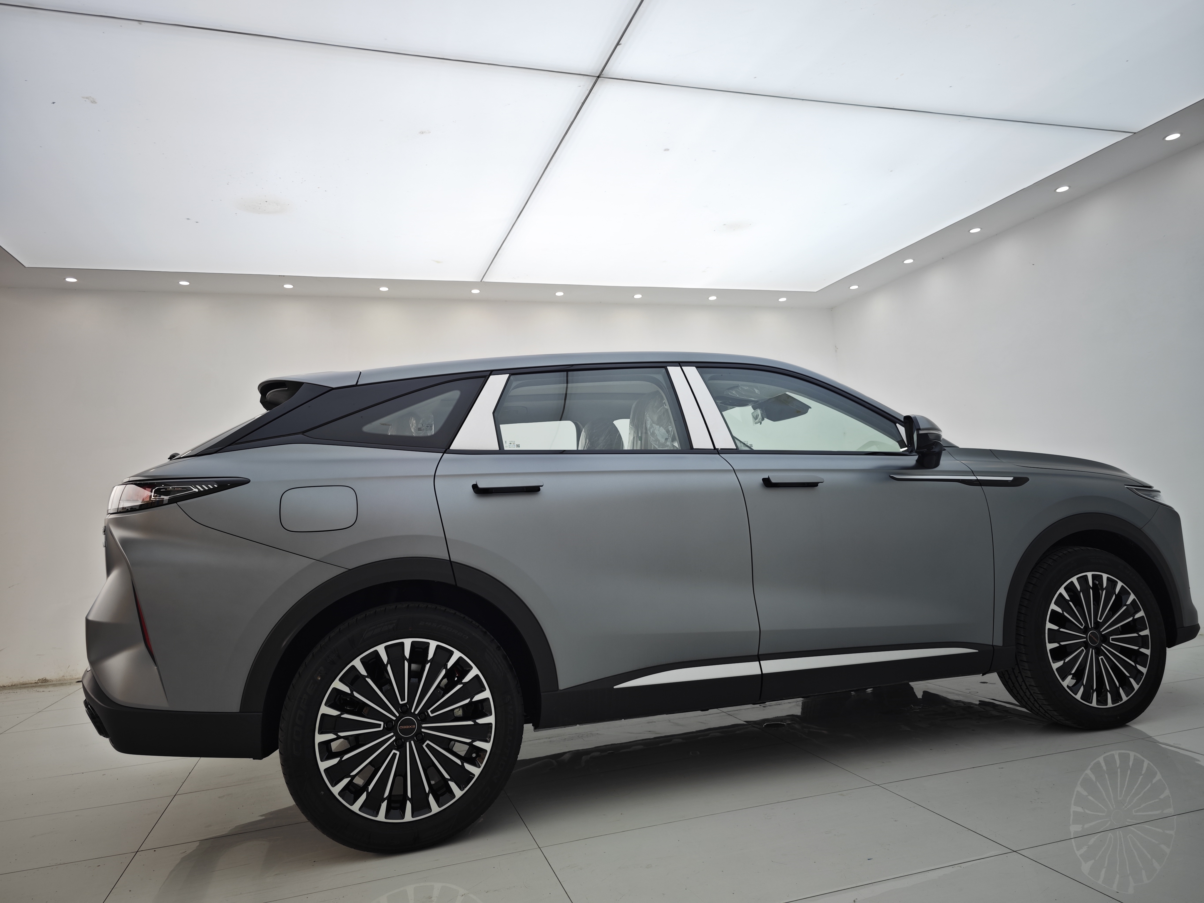 Exceed Yaoguang C-DM 2025 #26 Exceed Yaoguang C-DM 2025 car image #26