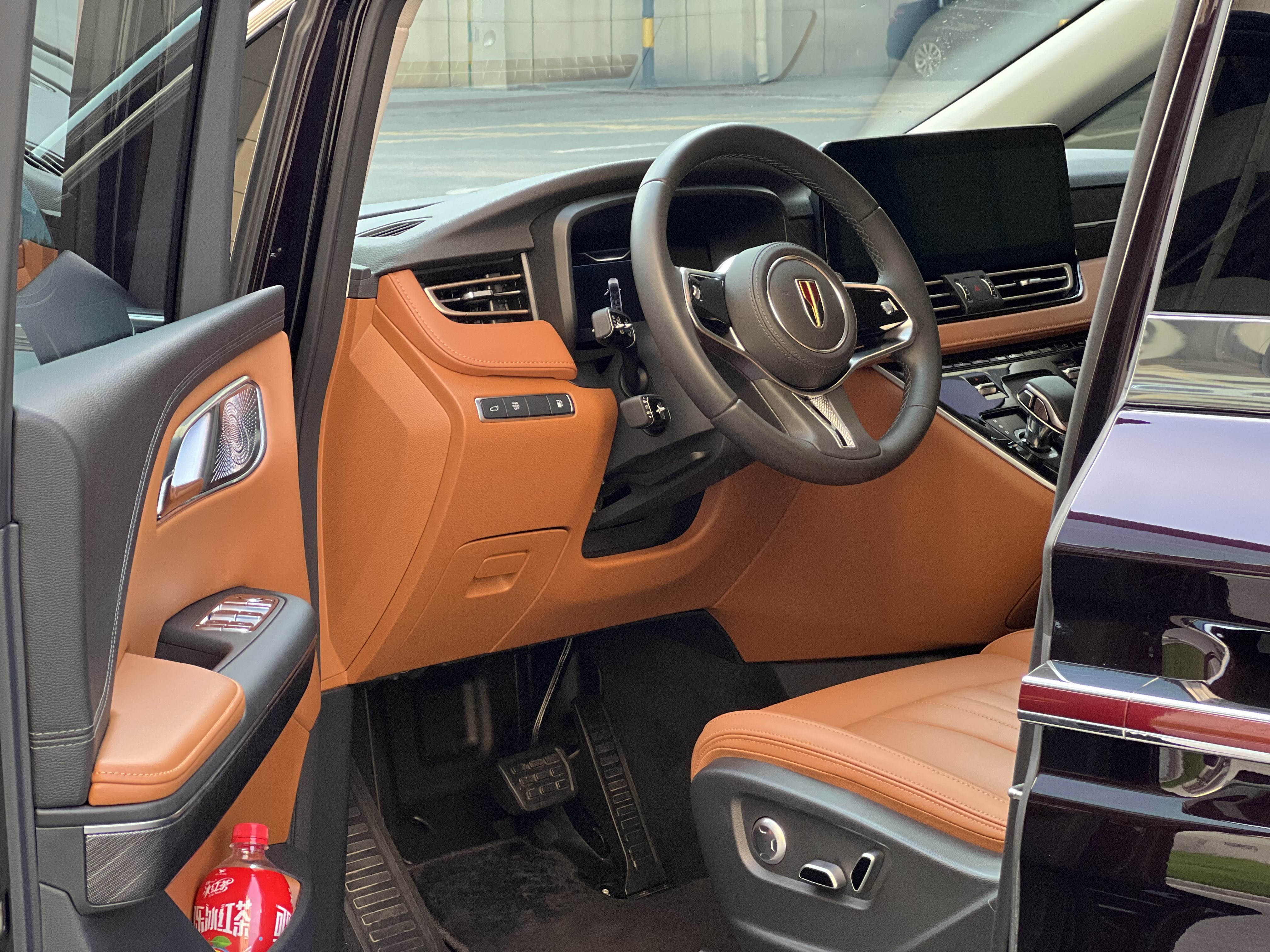 HongQi HQ9 PHEV 2024 #26 HongQi HQ9 PHEV 2024 car image #26