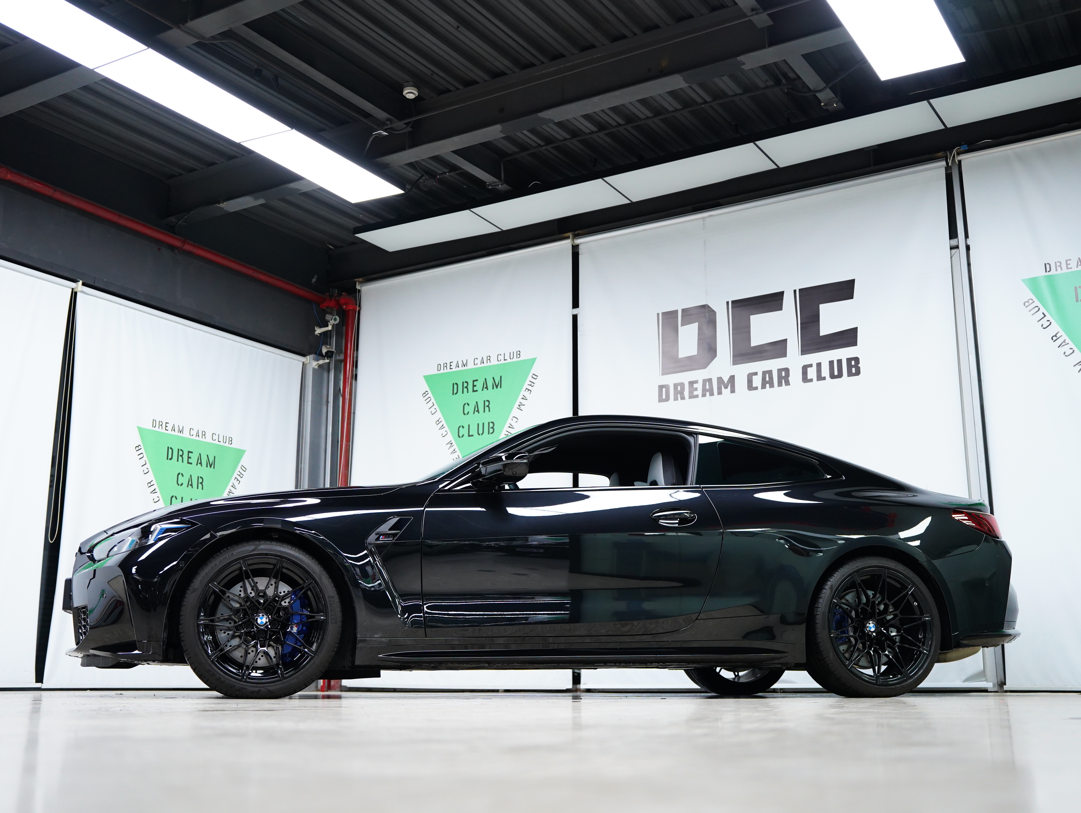 BMW M4 2025 imagen de coche #26