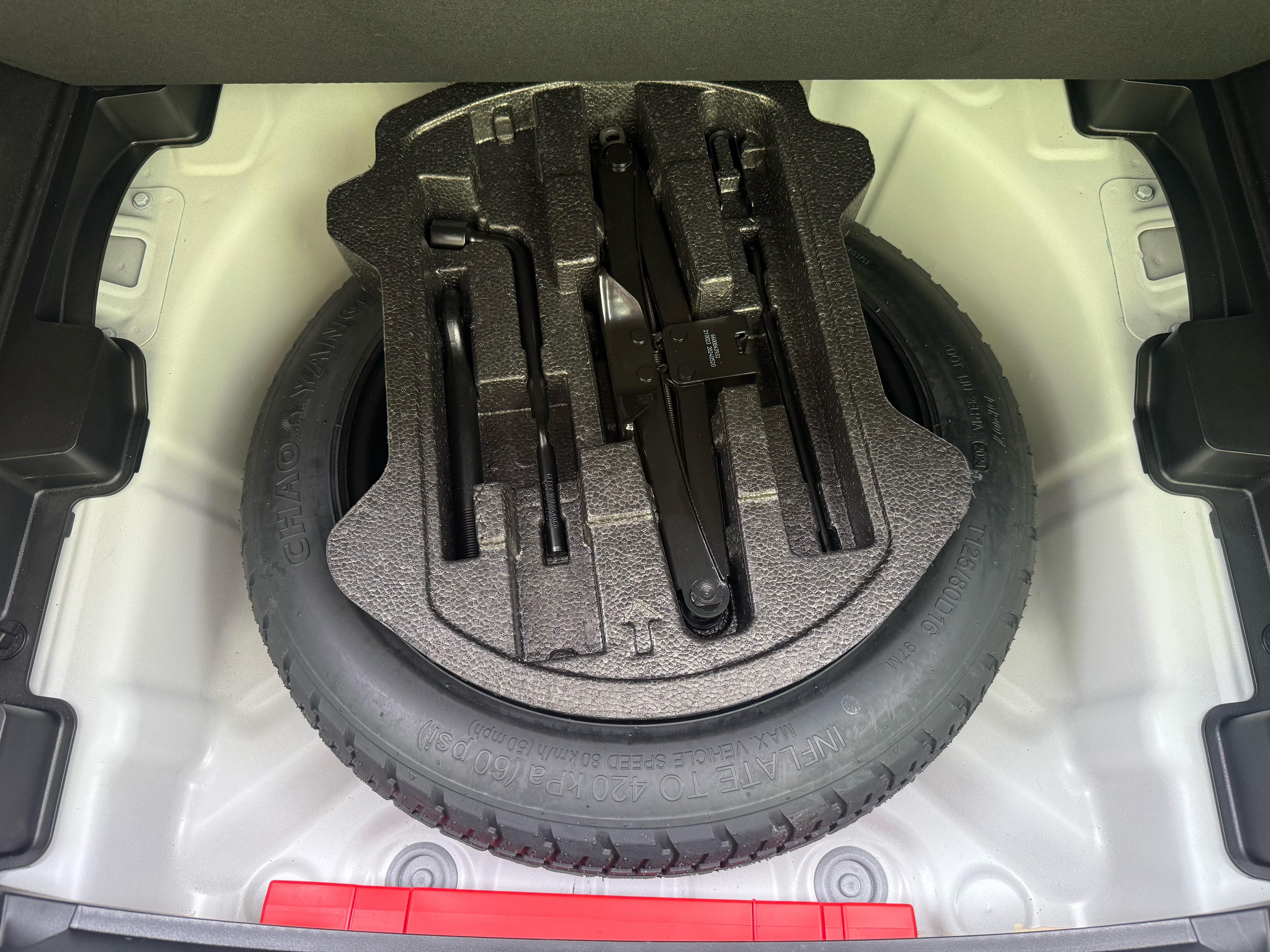 GEELY Coolray 2025 #26 GEELY Coolray 2025 car image #26