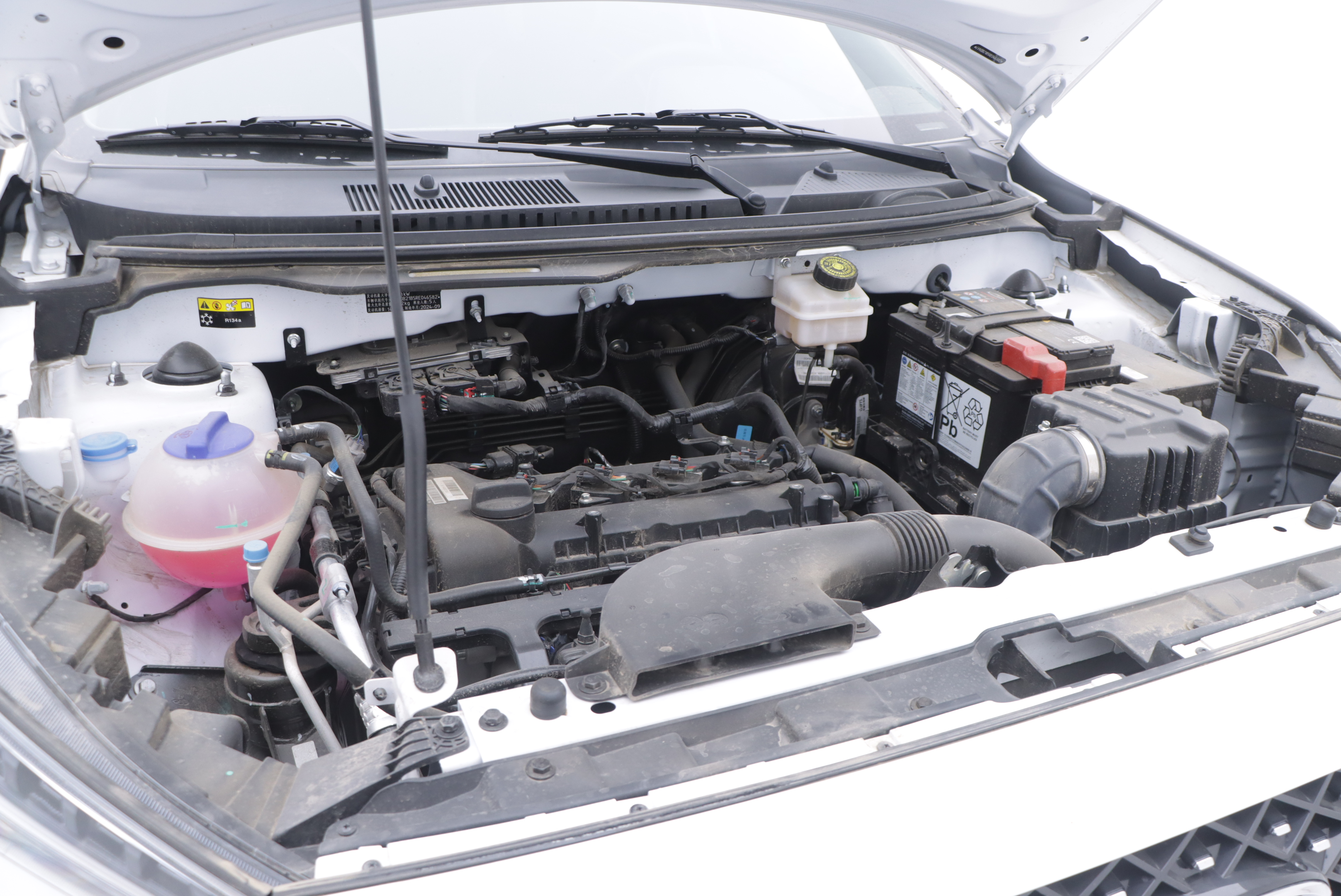 Chery Tiggo 3x 2024 car image #26