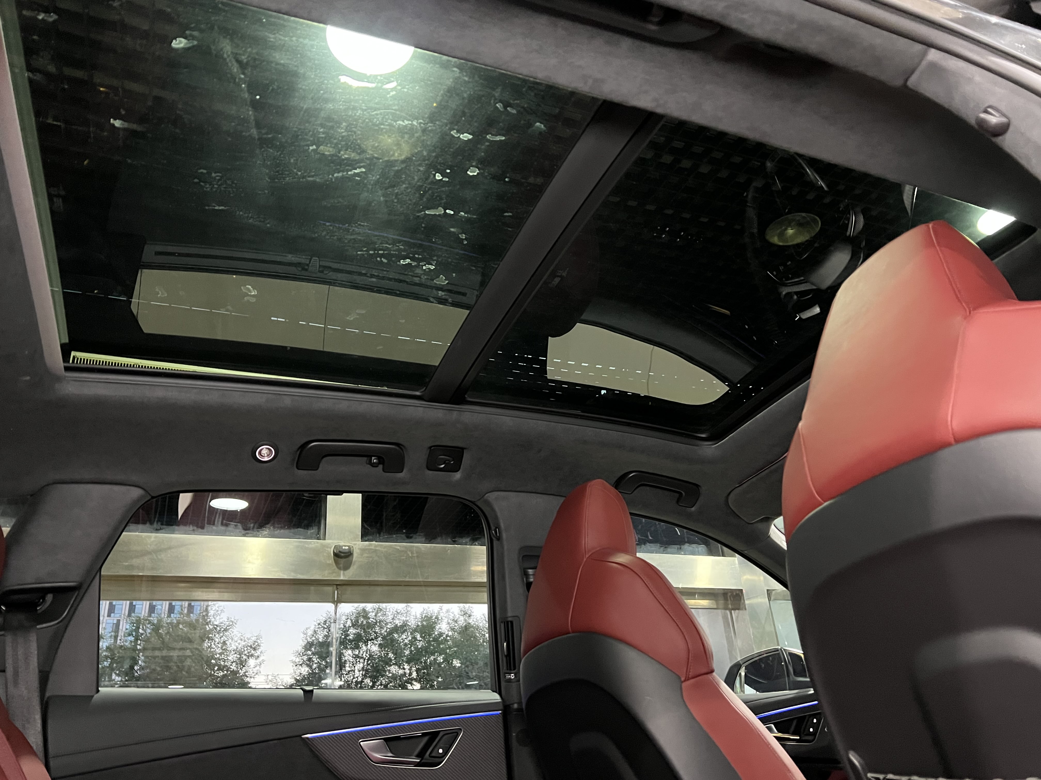 Audi SQ7 2024 #26 Audi SQ7 2024 car image #26