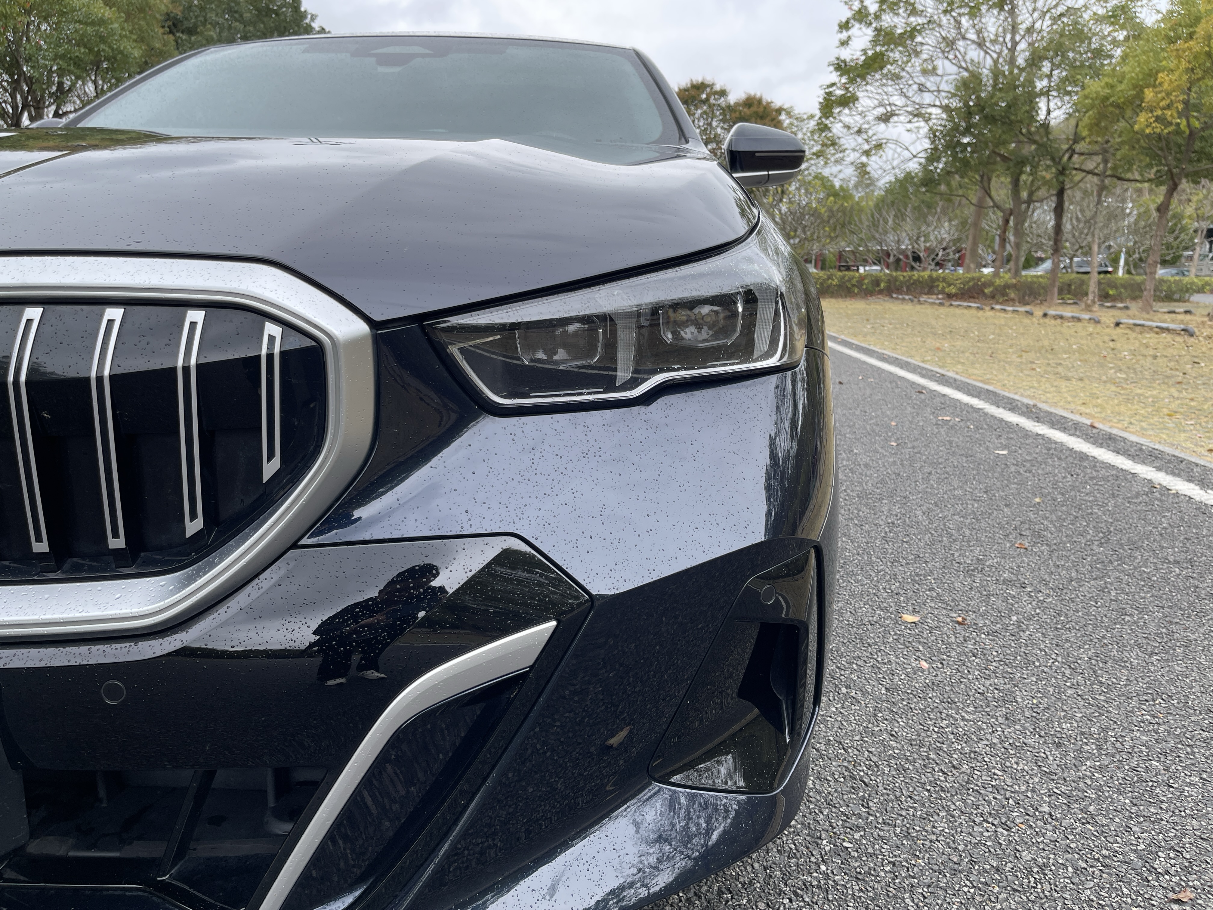 BMW 5 Series 2024 car image #26